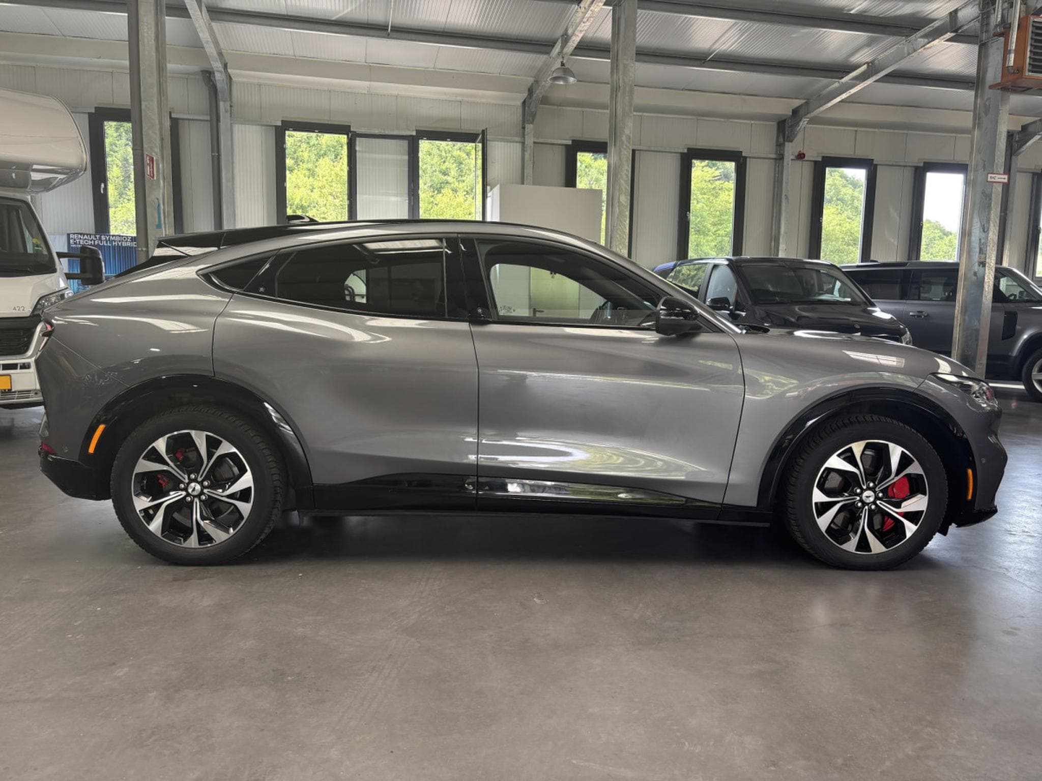 Ford Mustang Mach-E AWD EXtended Range 99 kWh (2021) - Photo 2