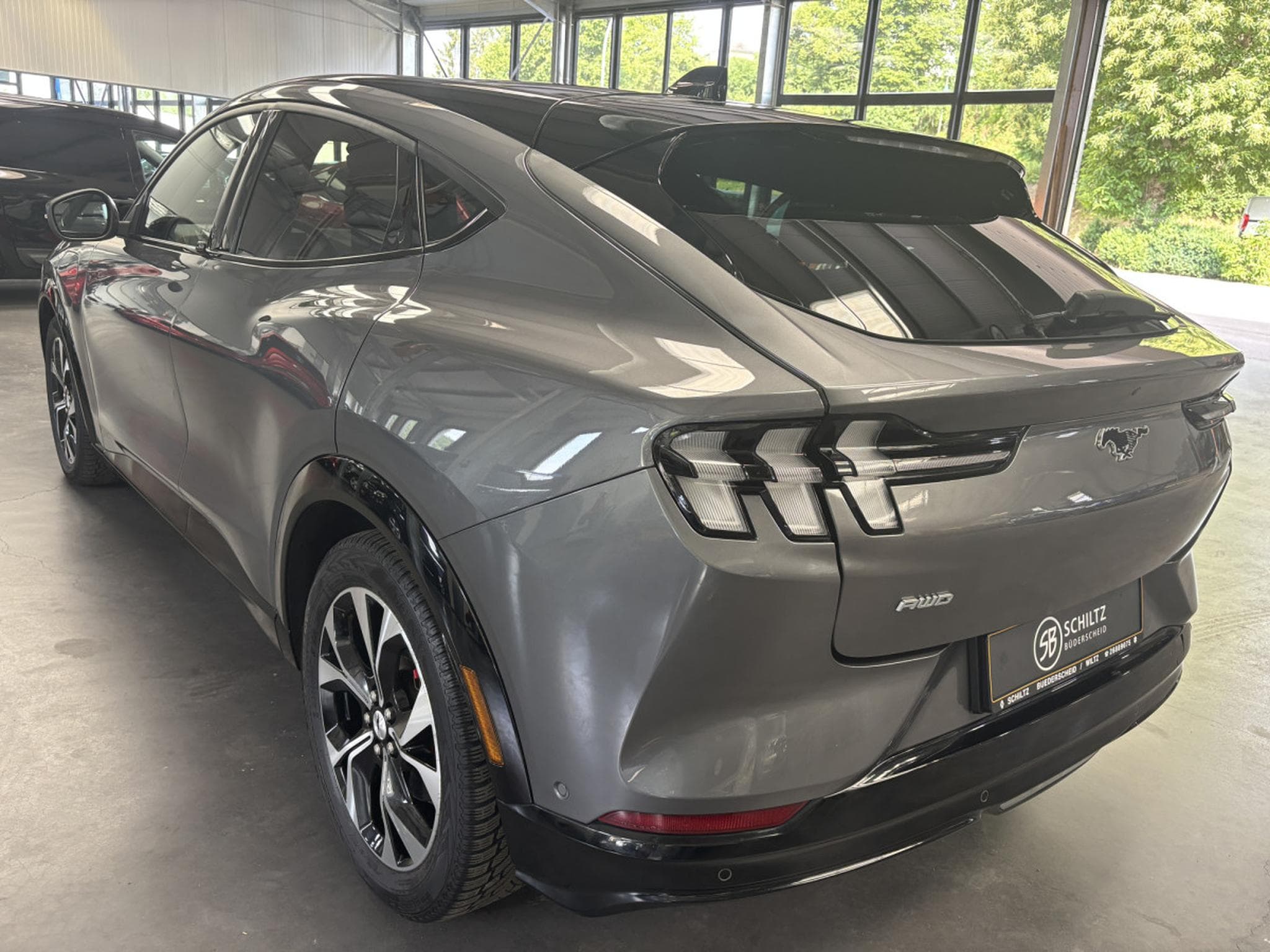 Ford Mustang Mach-E AWD EXtended Range 99 kWh (2021) - Photo 5
