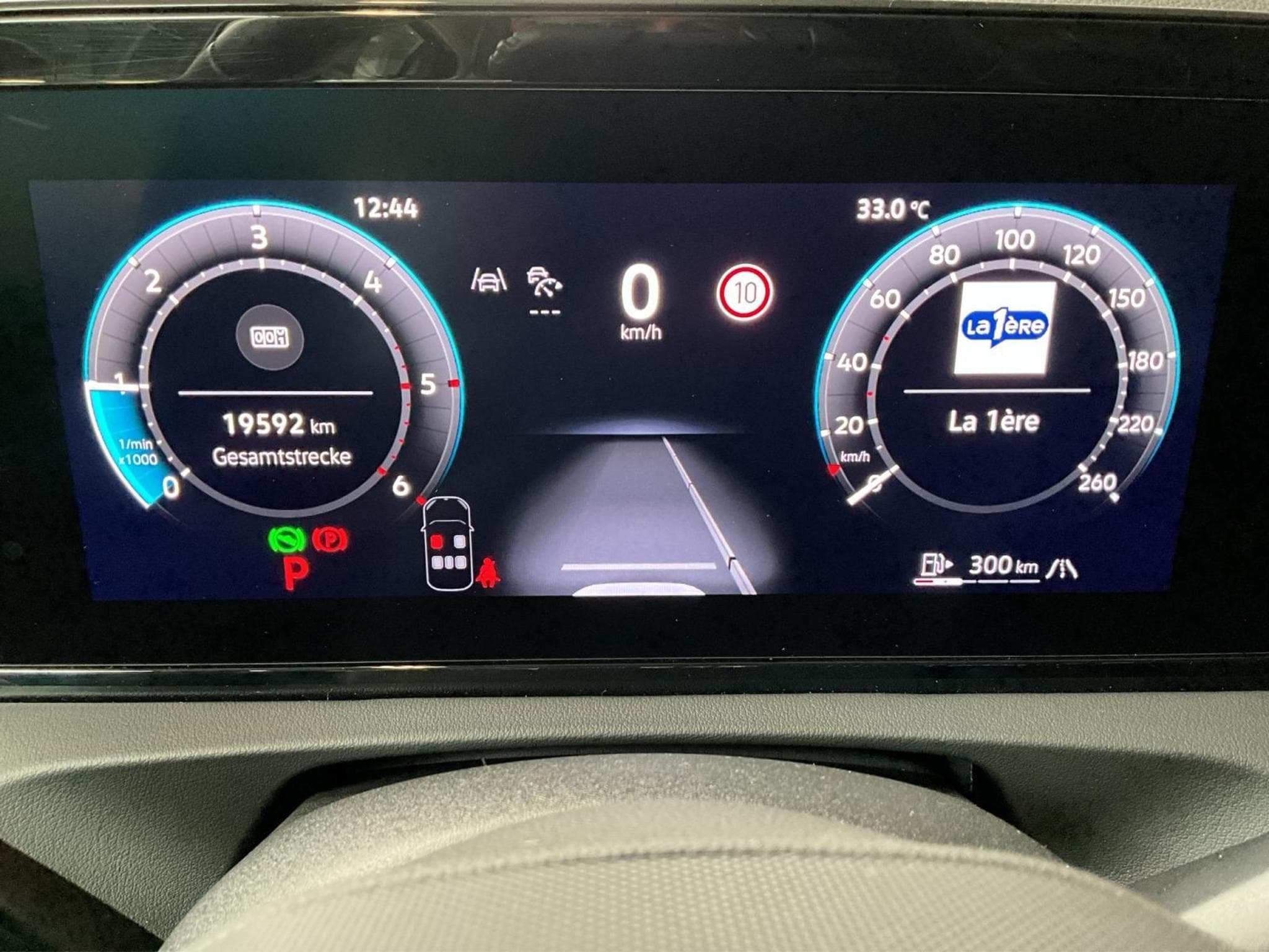 VW Tiguan Life+DSG+AHK+P.Info.+RearView (2025) - Photo 11