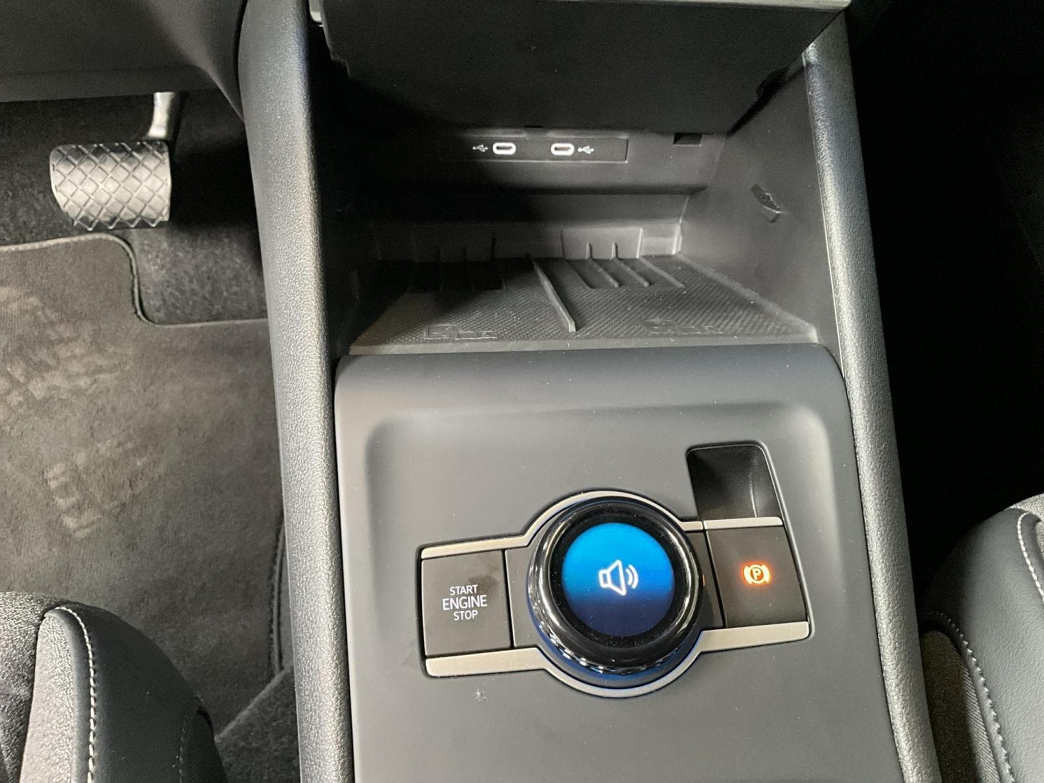 VW Tiguan Life+DSG+AHK+P.Info.+RearView (2025) - Photo 20