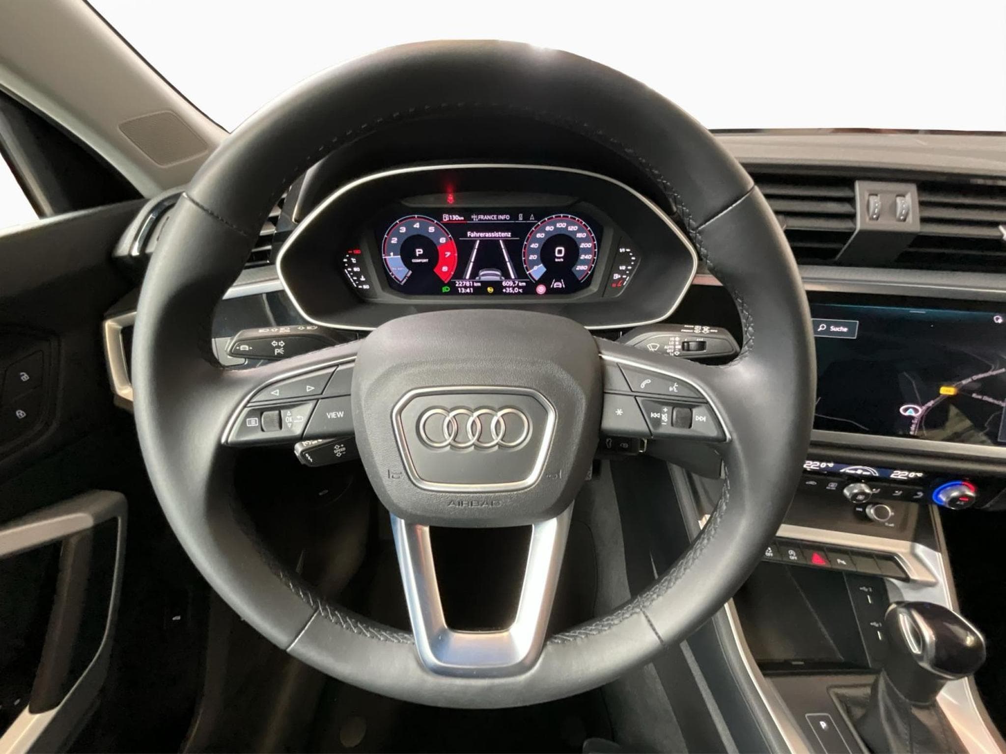 Audi Q3 SB+S-Line+40TFSI+Quattro+S-Tronic+P.Business (2022) - Photo 10