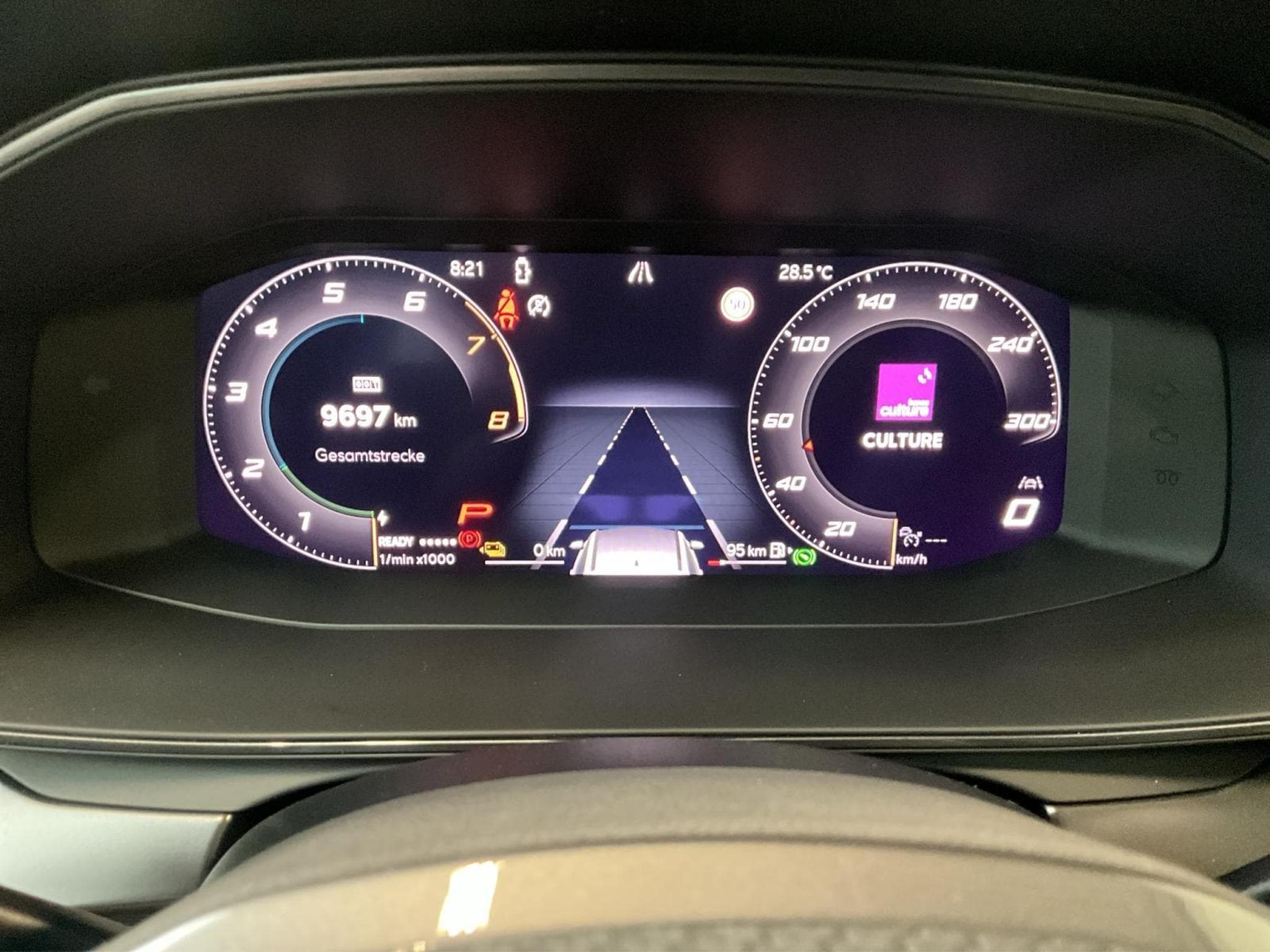 Cupra Leon ST+VZ+PHEV+DSG+Sound-immersive+Skyline+LM19 (2025) - Photo 11