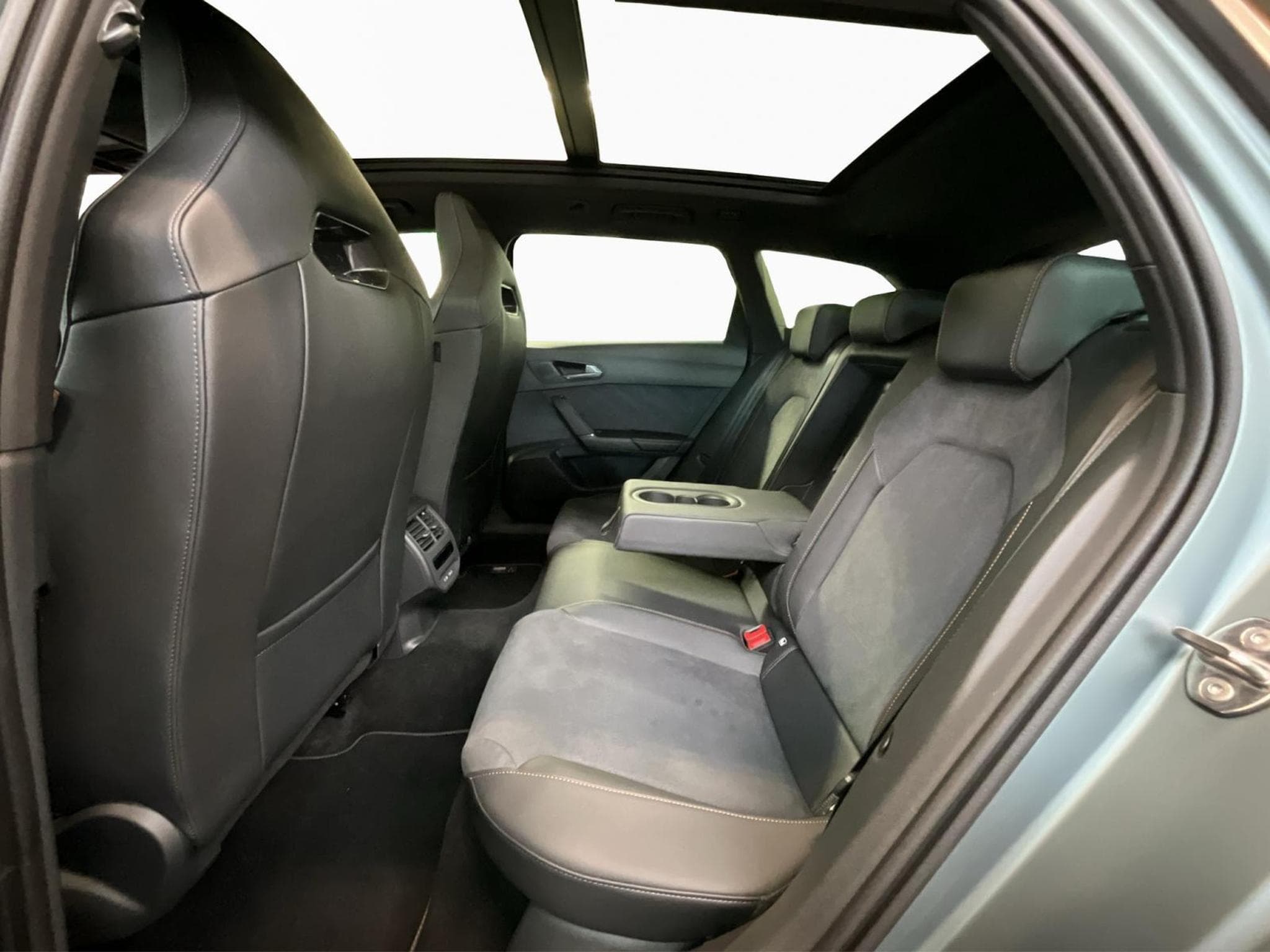Cupra Leon ST+VZ+PHEV+DSG+Sound-immersive+Skyline+LM19 (2025) - Photo 14