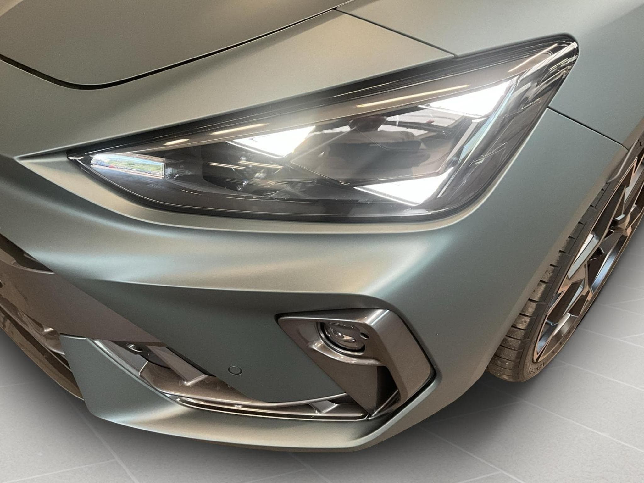 Cupra Leon ST+VZ+PHEV+DSG+Sound-immersive+Skyline+LM19 (2025) - Photo 18