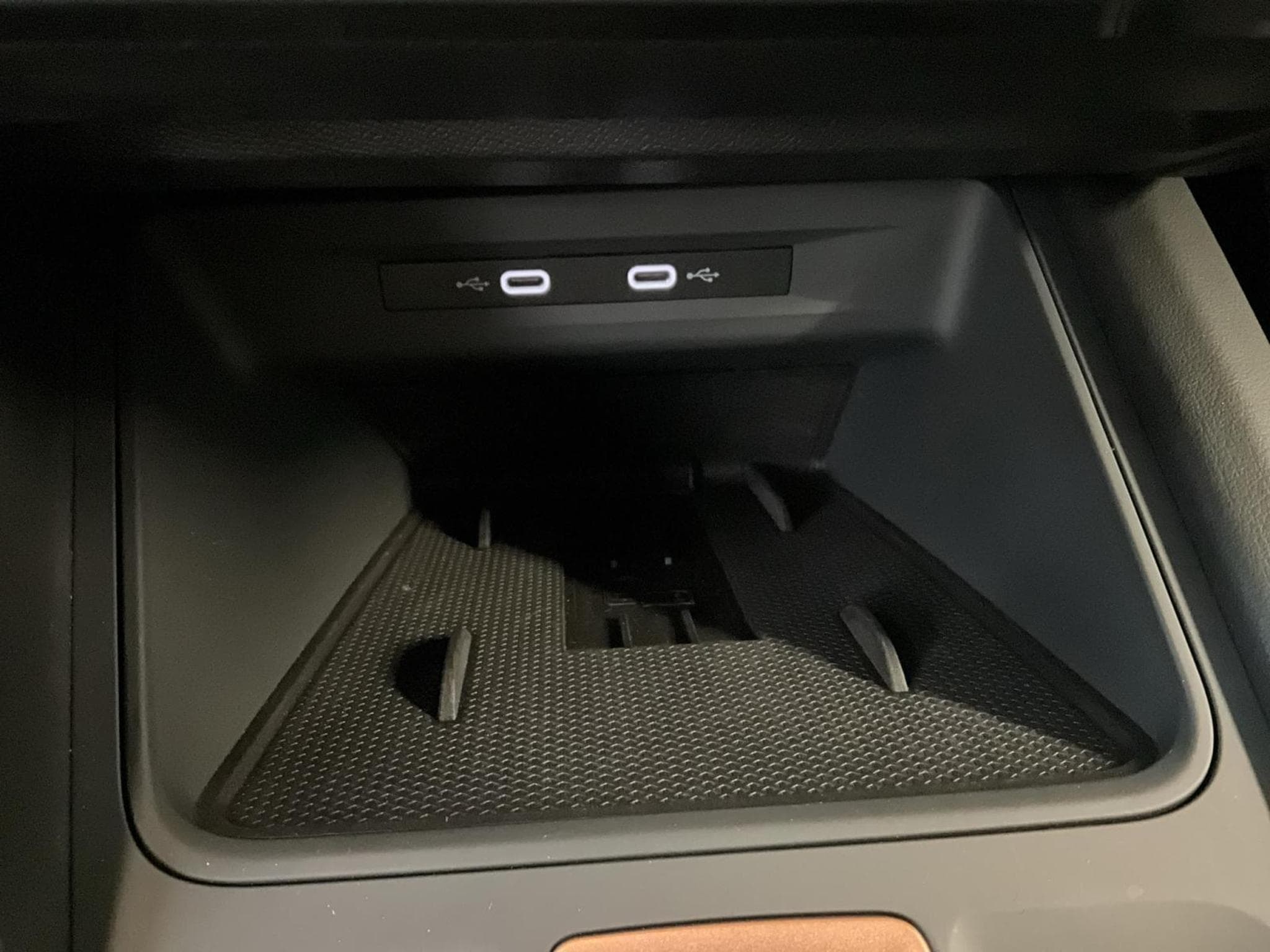Cupra Leon ST+VZ+PHEV+DSG+Sound-immersive+Skyline+LM19 (2025) - Photo 21