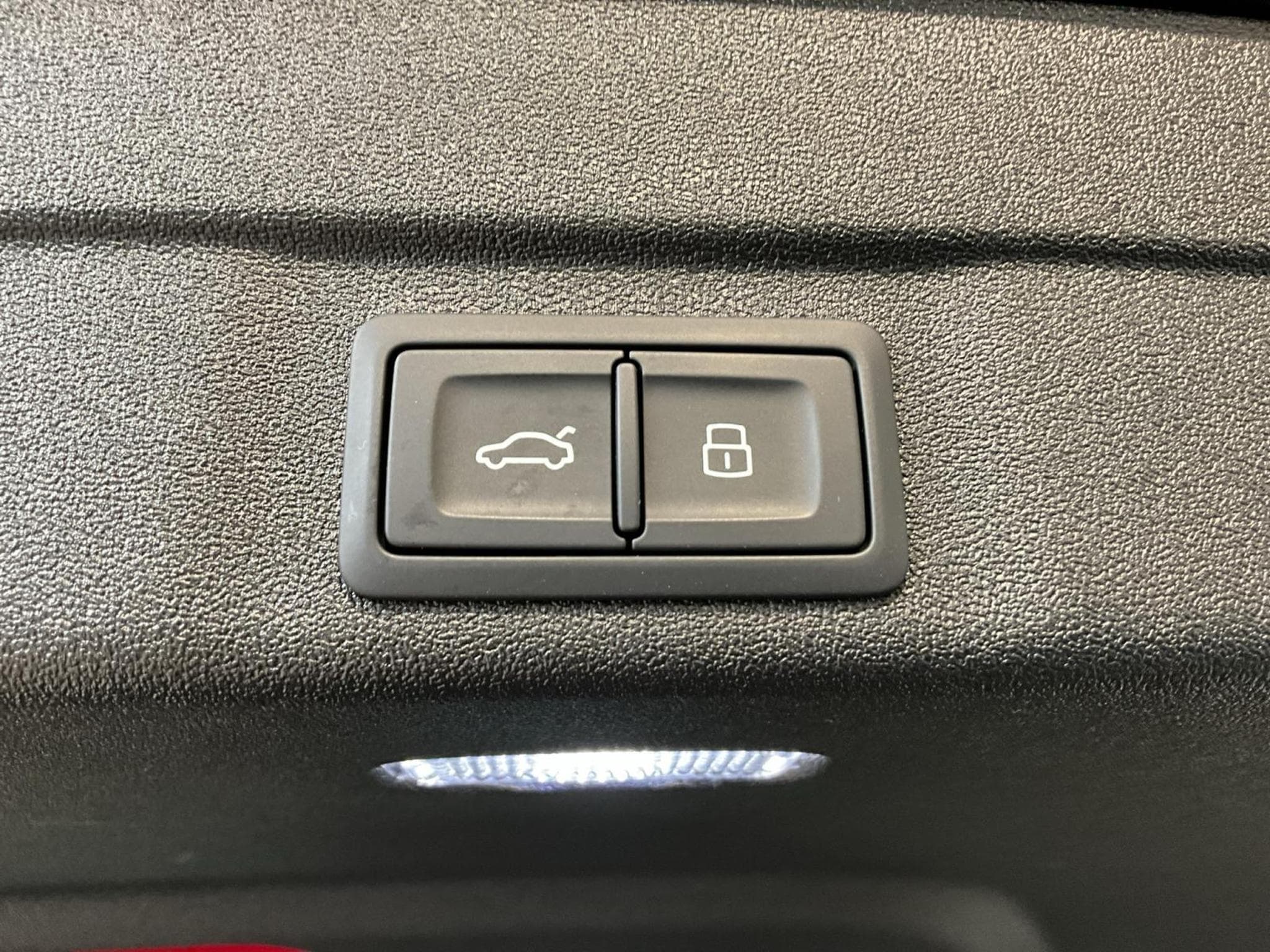 Audi A5 Avant+S-Line+TDI+S-Tronic+LED+P.Business (2025) - Photo 18