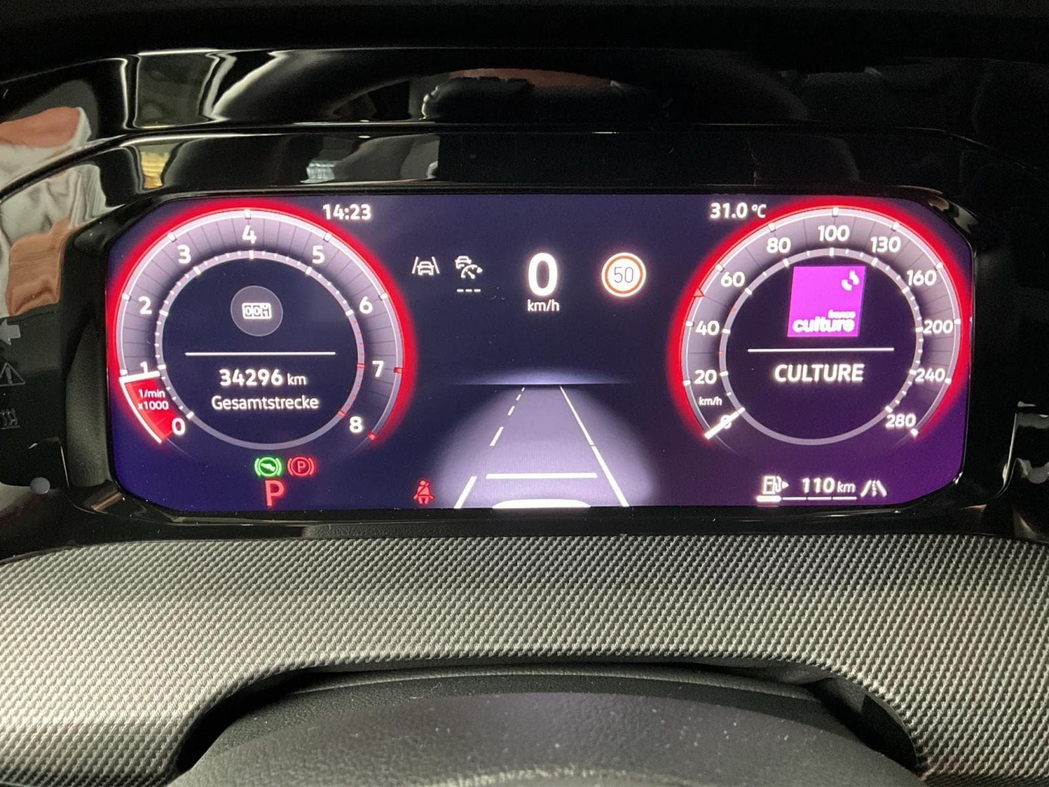 VW Golf GTI+DSG+Pano+Matrix-LED+P.Tech.+Stand-H. (2025) - Photo 11