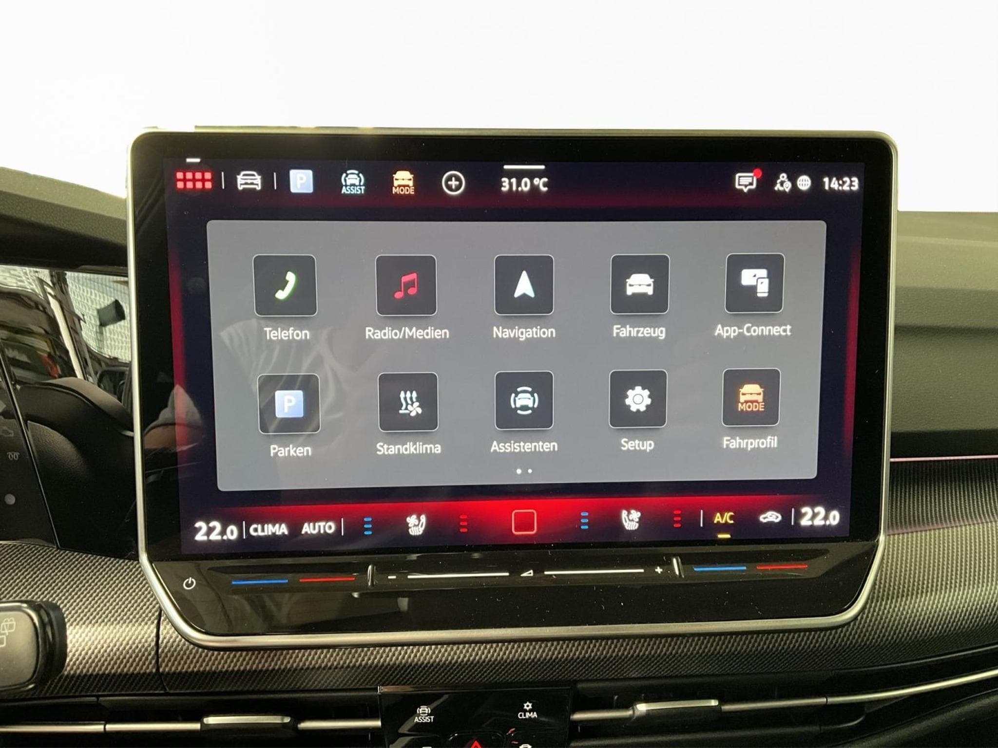 VW Golf GTI+DSG+Pano+Matrix-LED+P.Tech.+Stand-H. (2025) - Photo 13