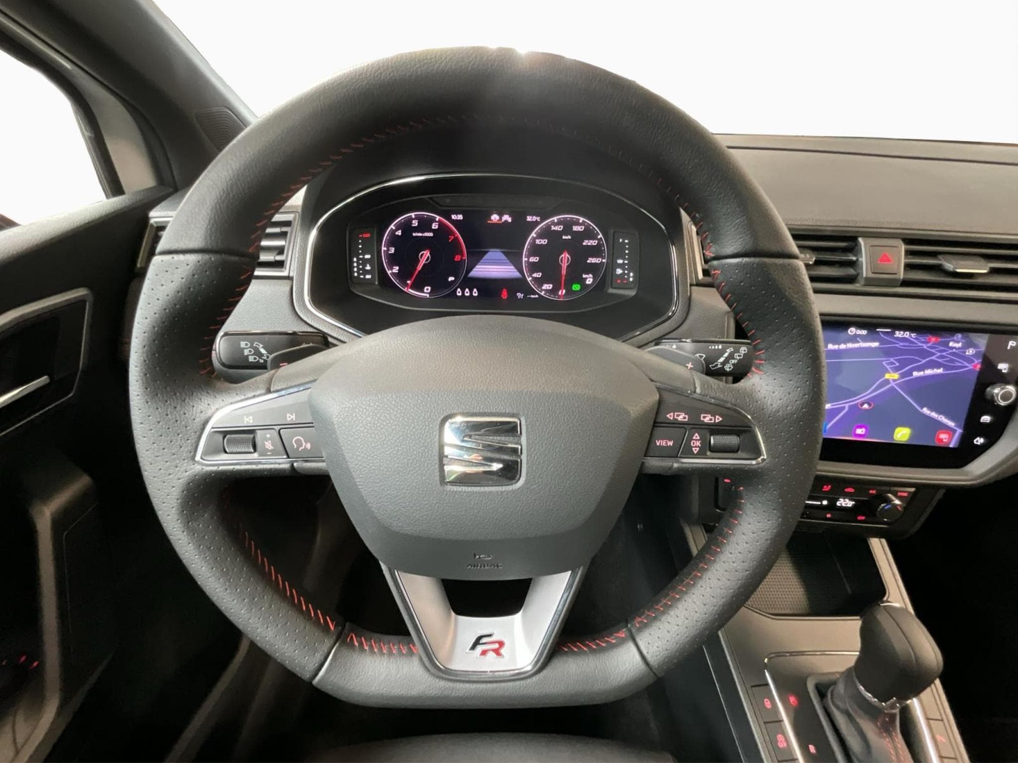 Seat Ibiza FR+DSG+FullLED+Navi+P.Drive+P.Vision+ (2021) - Photo 10