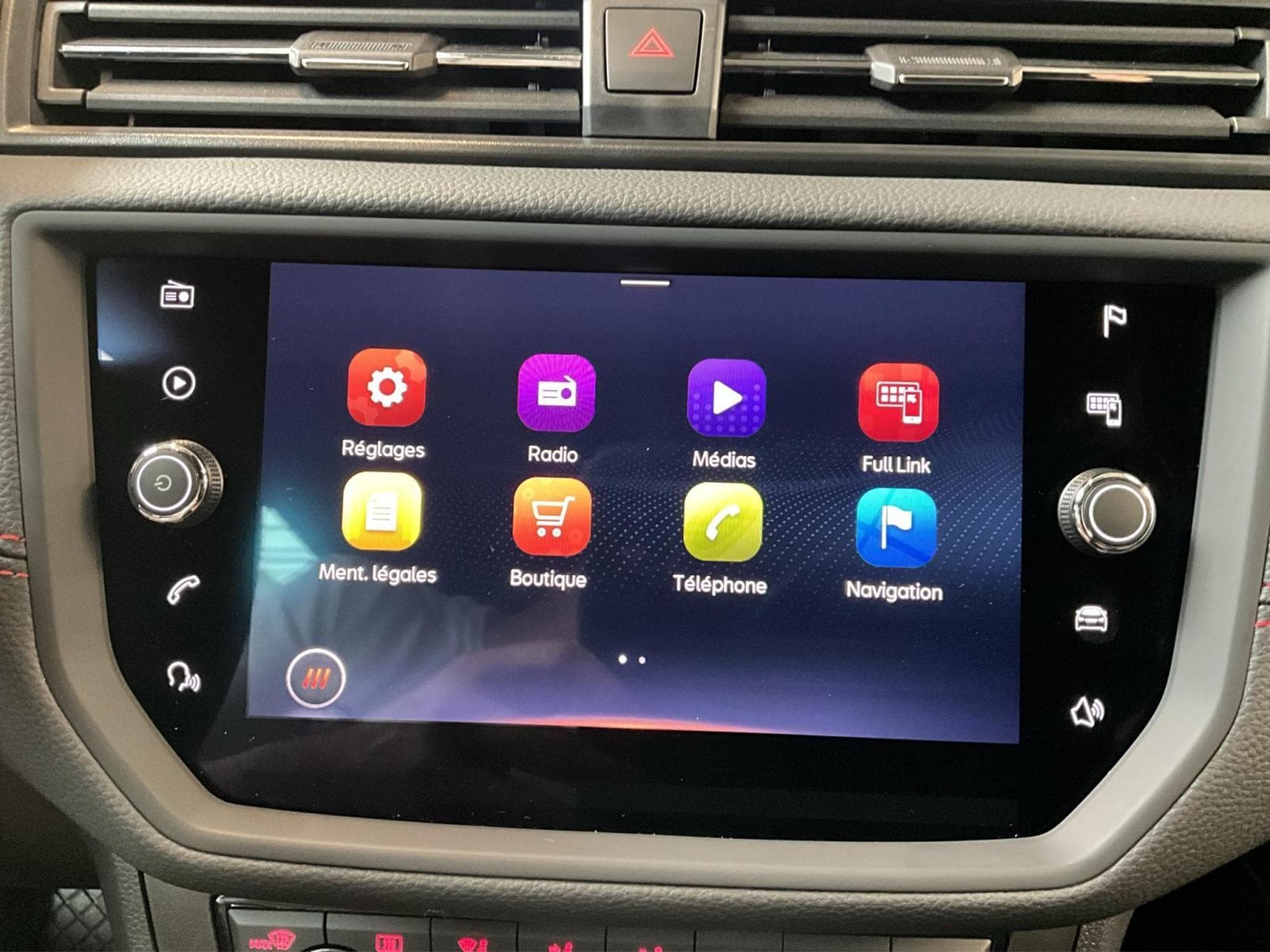 Seat Ibiza FR+DSG+FullLED+Navi+P.Drive+P.Vision+ (2021) - Photo 13