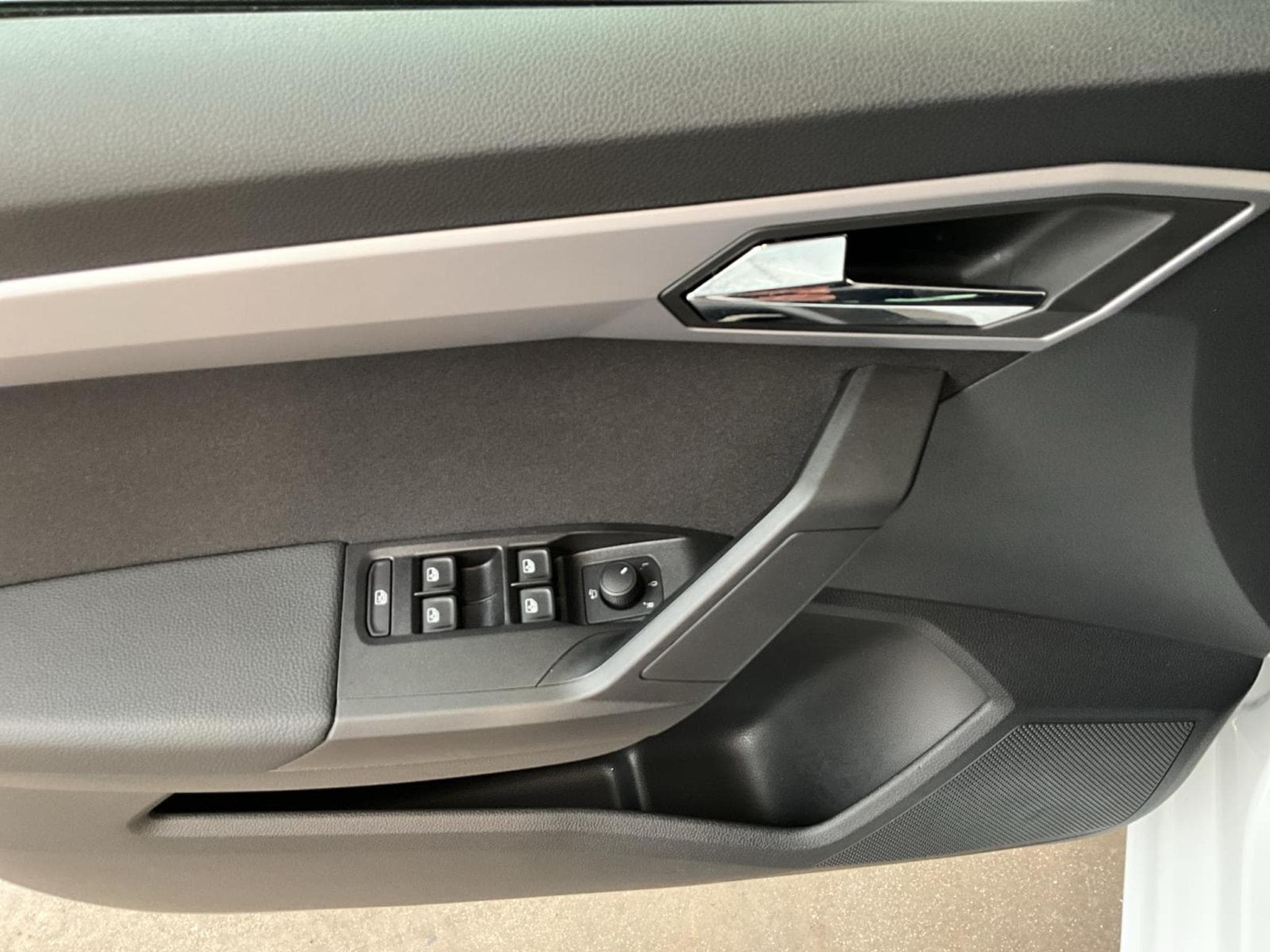 Seat Ibiza FR+DSG+FullLED+Navi+P.Drive+P.Vision+ (2021) - Photo 14
