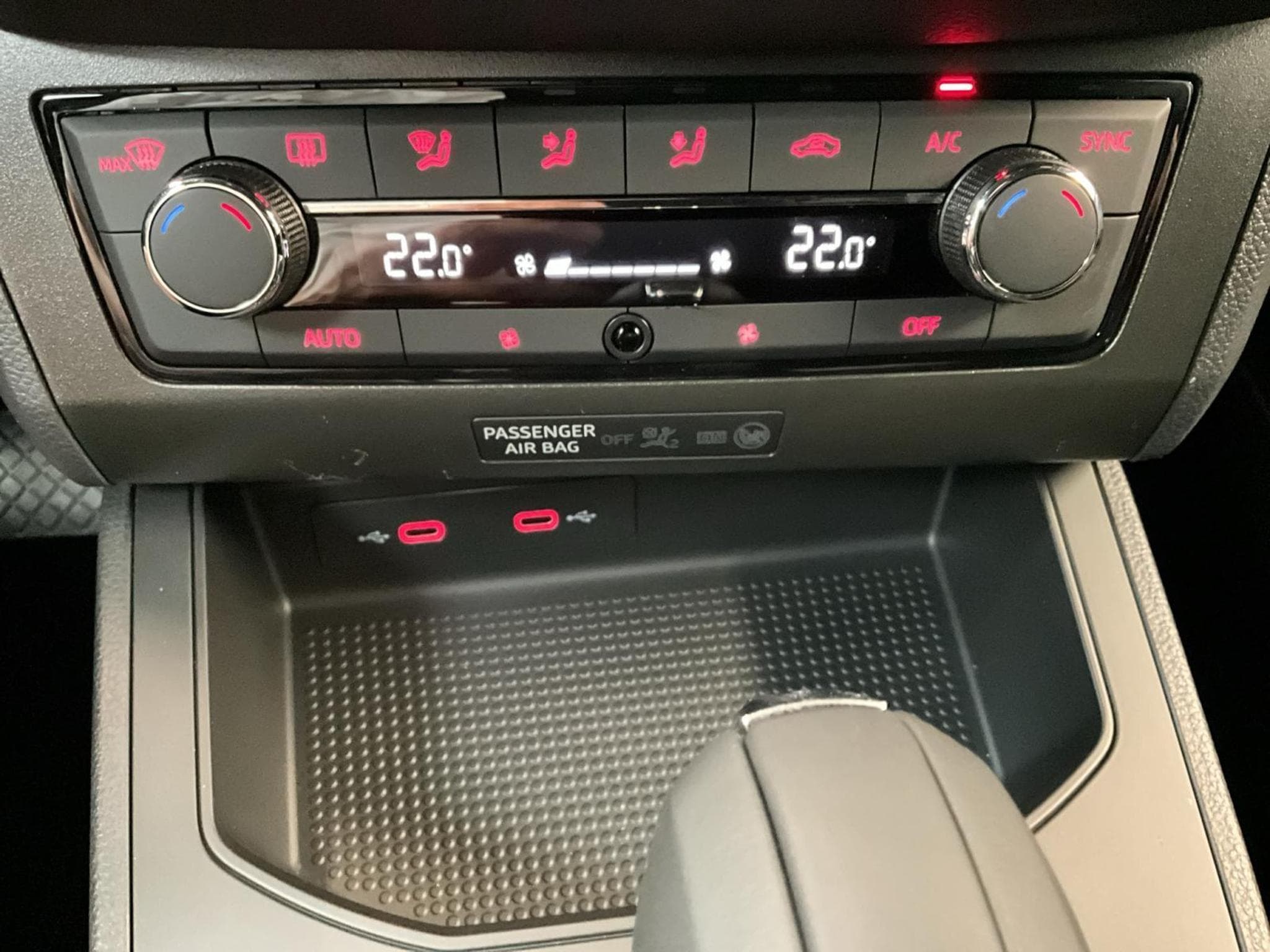 Seat Ibiza FR+DSG+FullLED+Navi+P.Drive+P.Vision+ (2021) - Photo 18