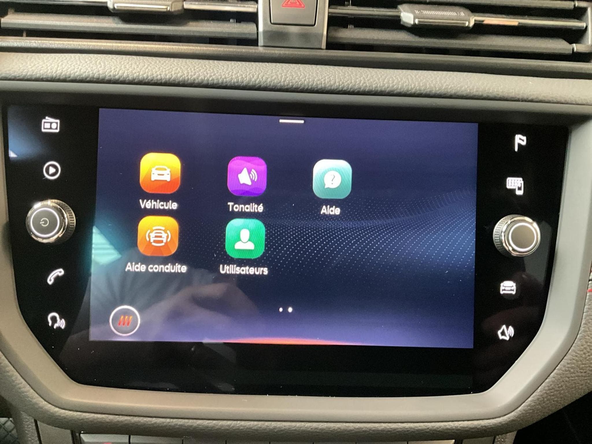 Seat Ibiza FR+DSG+FullLED+Navi+P.Drive+P.Vision+ (2021) - Photo 19