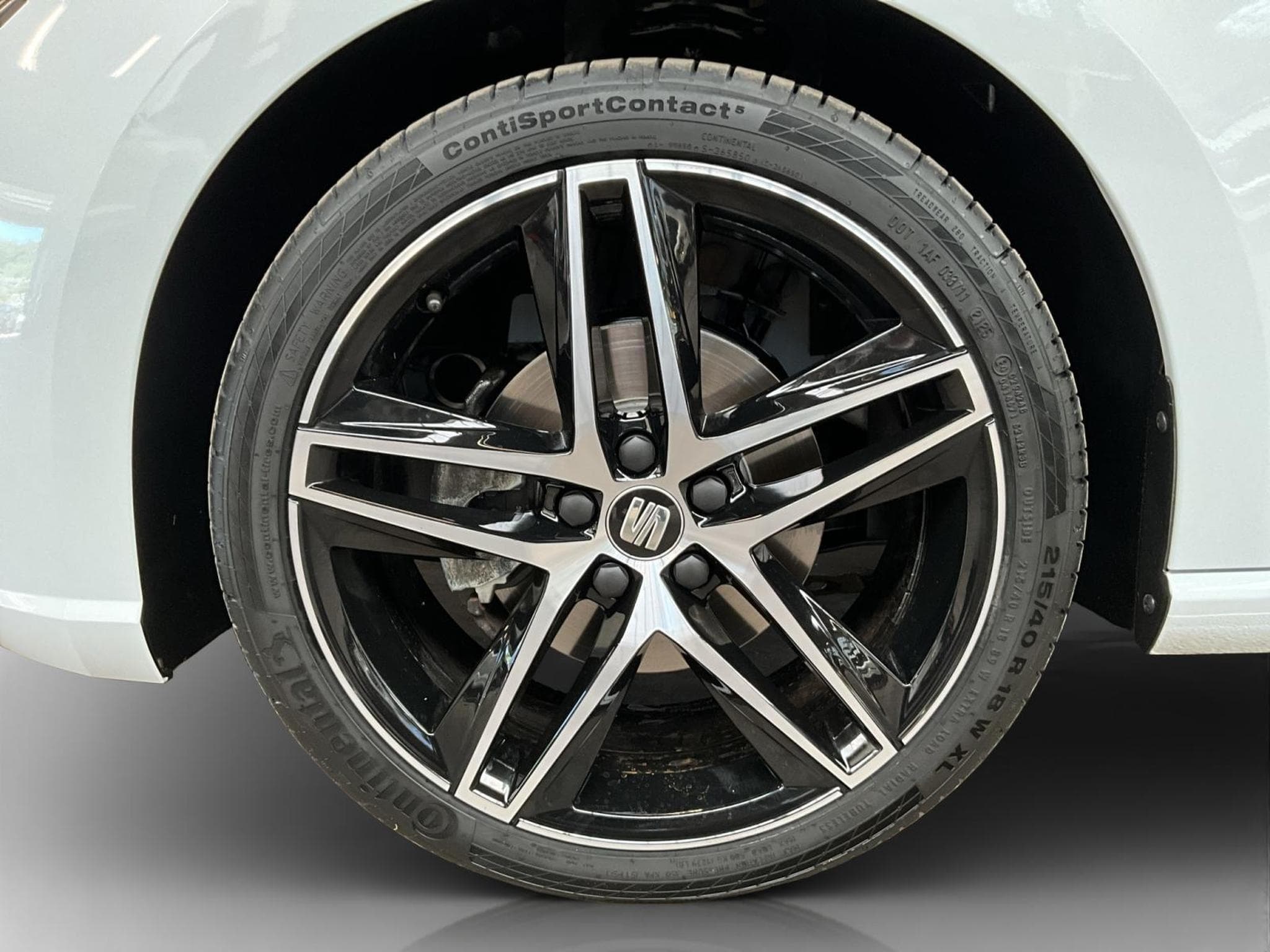 Seat Ibiza FR+DSG+FullLED+Navi+P.Drive+P.Vision+ (2021) - Photo 8
