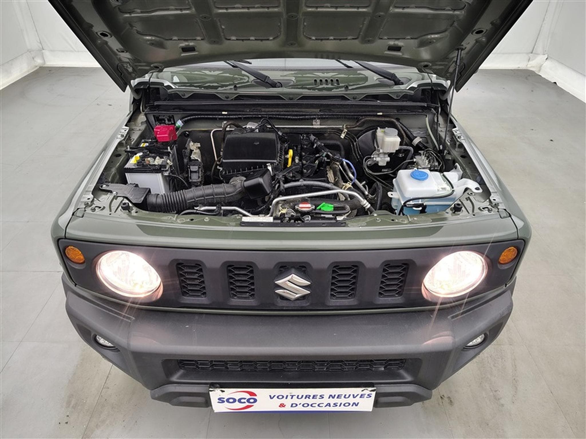Suzuki Jimny 1.5i 4x4 GL (2023) - Foto 18