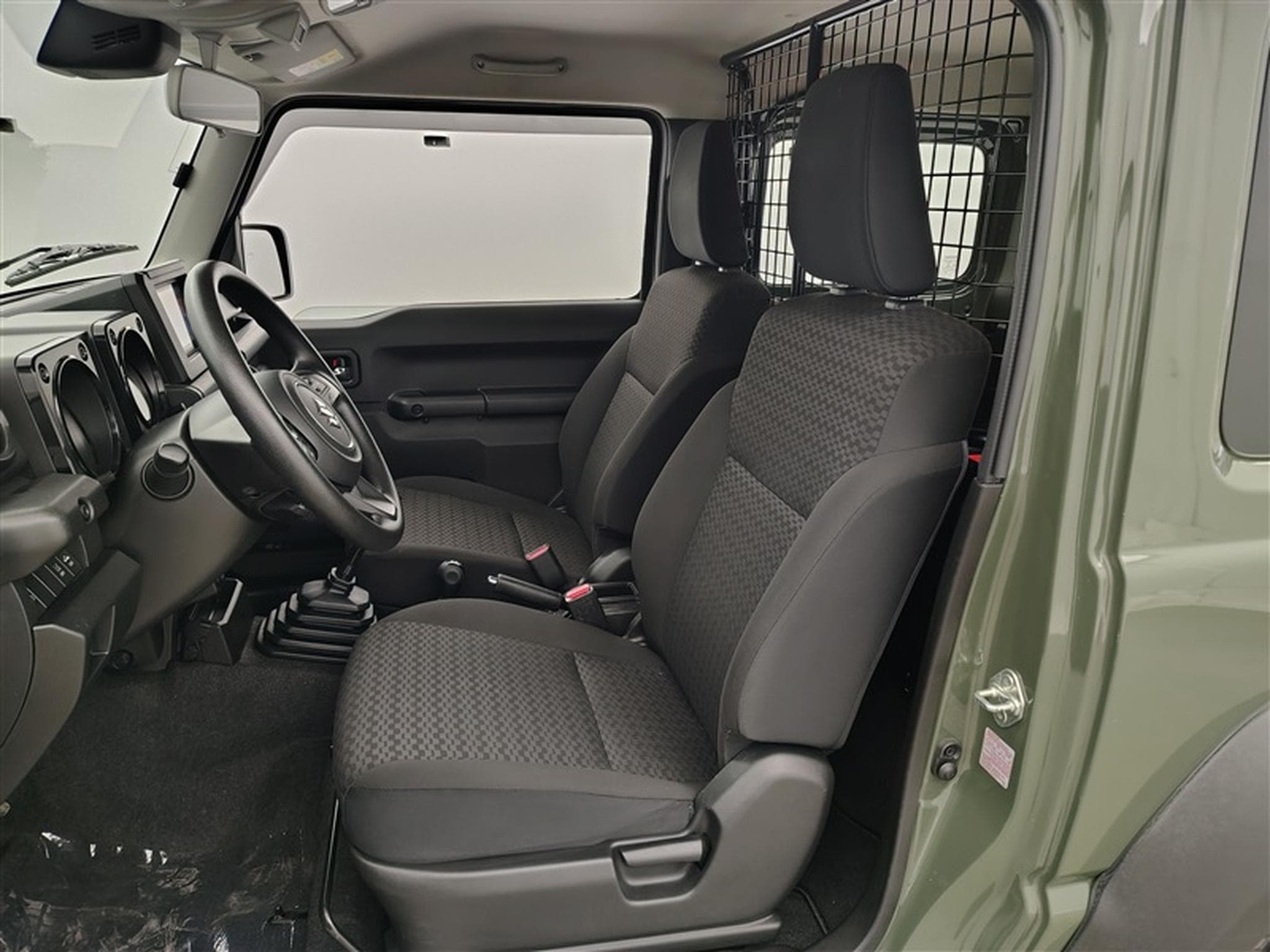 Suzuki Jimny 1.5i 4x4 GL (2023) - Foto 7