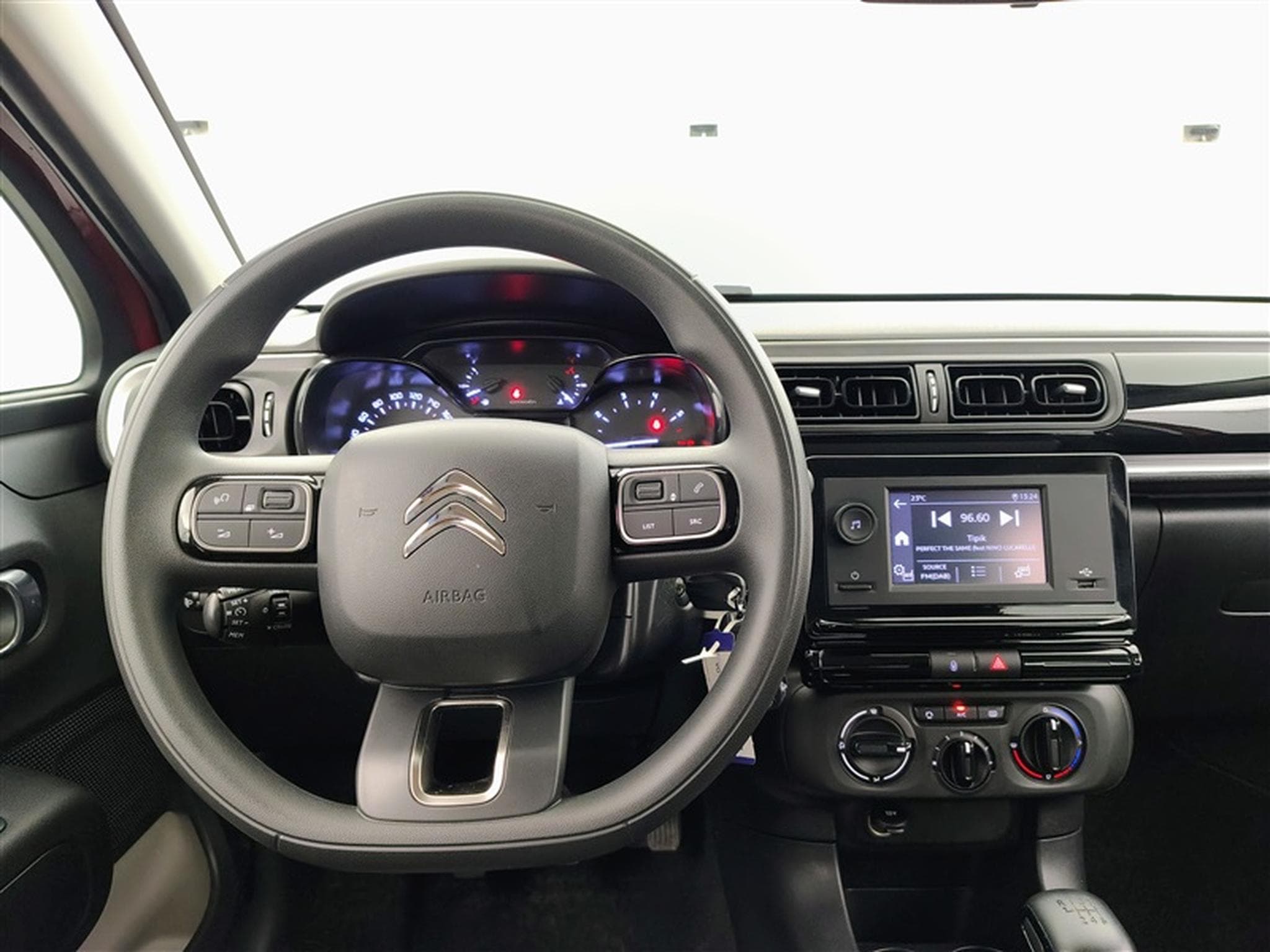 Citroen C3 1.5 BlueHDi You *FULL LED/CLIM/BLUETOOTH* (2023) - Foto 9
