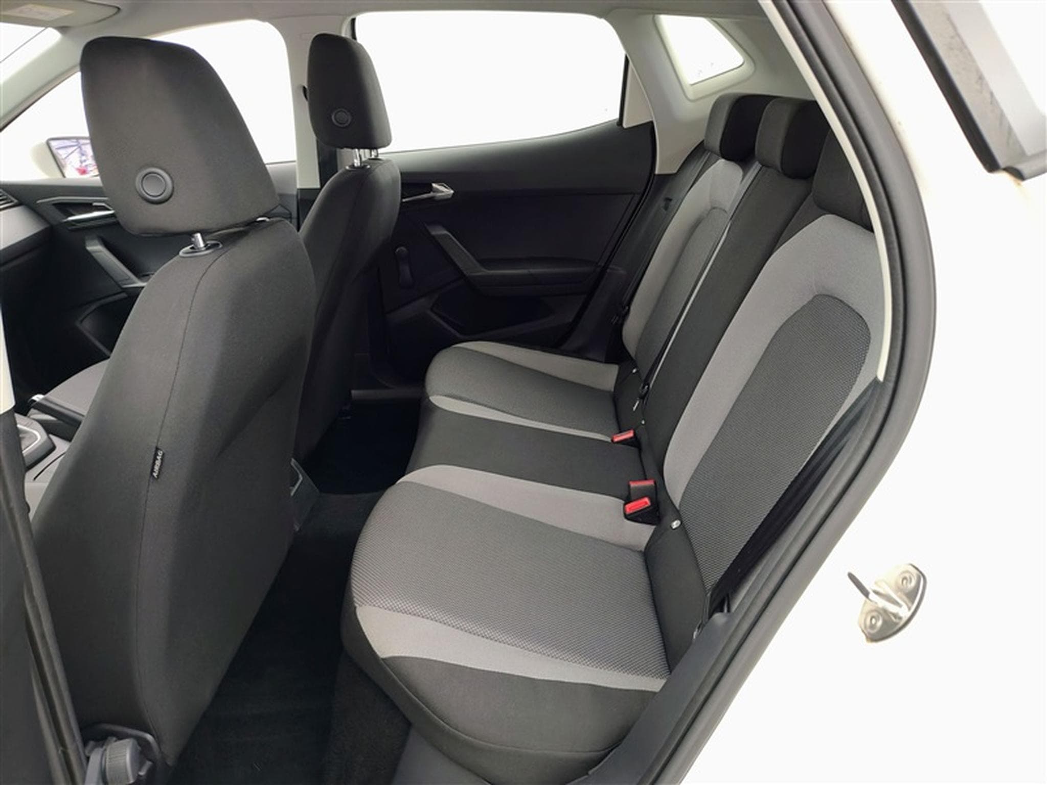 Seat Ibiza 1.0i 75cvStyle FULL LINK/CLIM/CRUISE/JA 15" (2018) - Foto 13