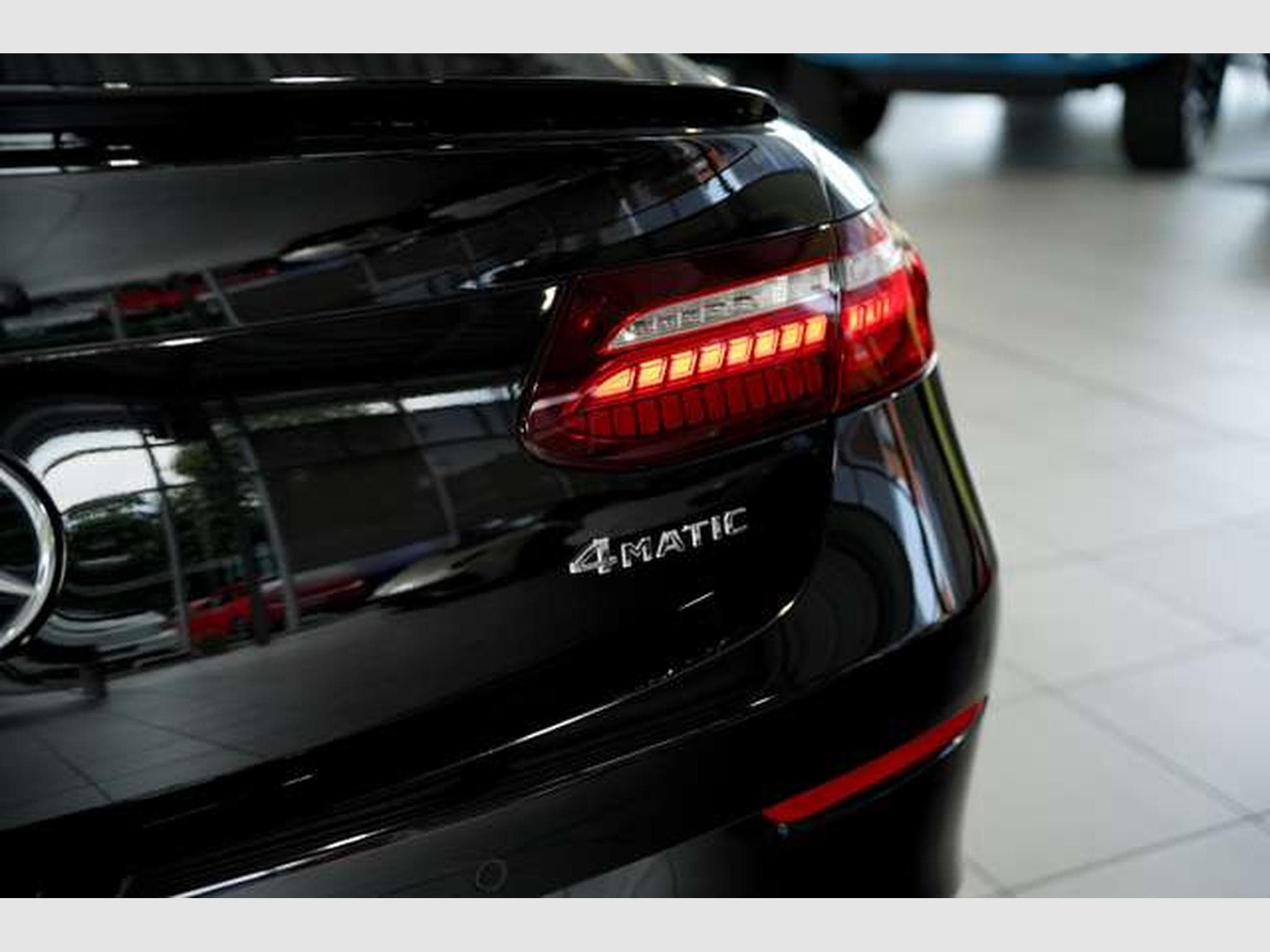 Mercedes E 450 4M Coupé AMG Line *1.H *20 *Pano *BURM (2021) - Foto 16