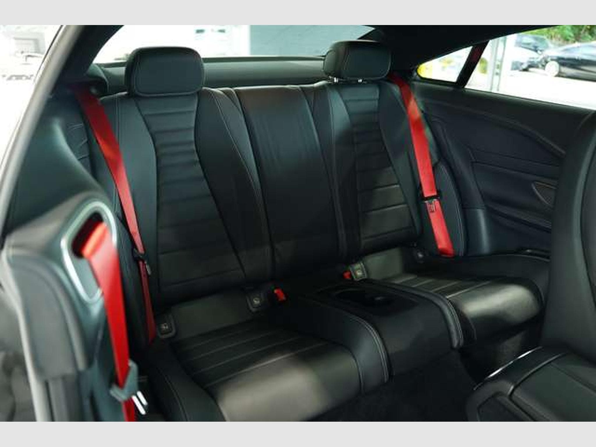 Mercedes E 450 4M Coupé AMG Line *1.H *20 *Pano *BURM (2021) - Foto 25