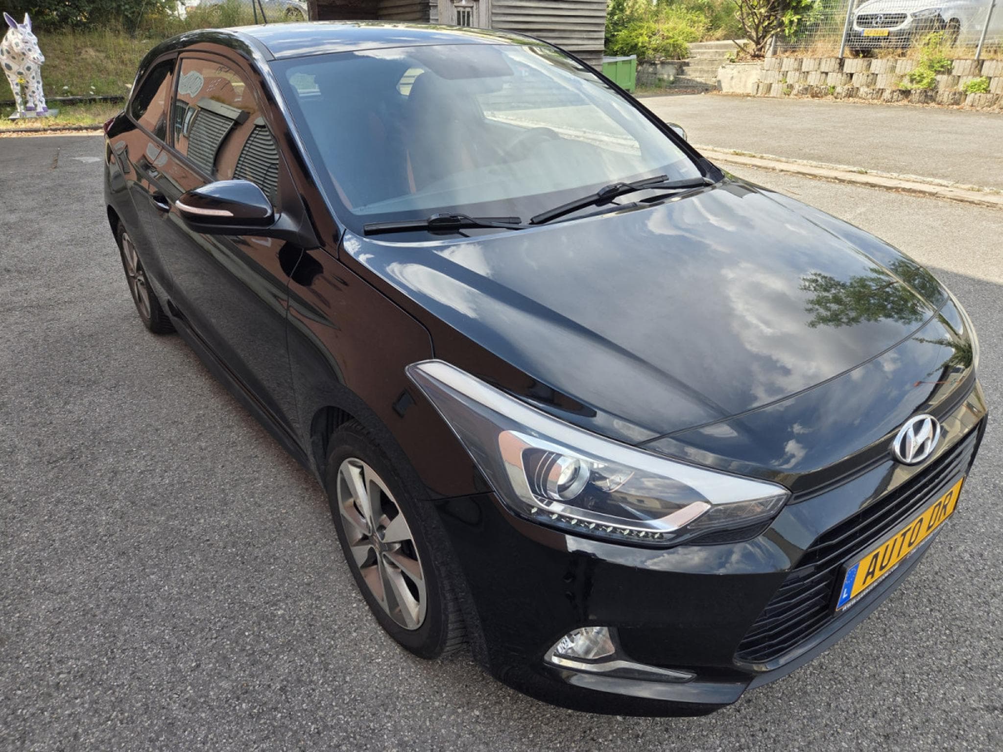 Hyundai i20 Coupé Sport 120 CV Garantie 12 Mois (2017) - Photo 11