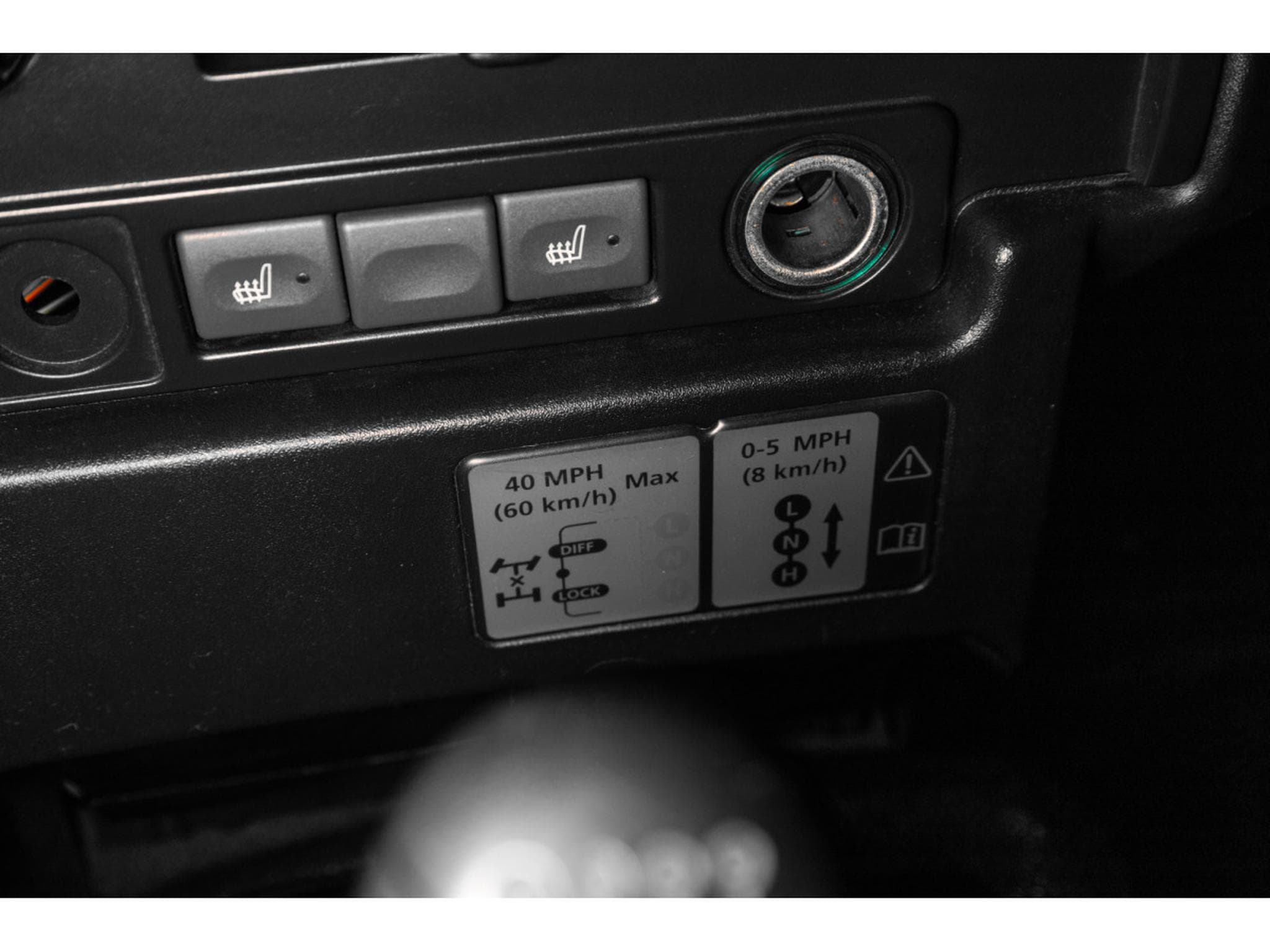 Land-Rover Defender CABRIOLET (2008) - Foto 19