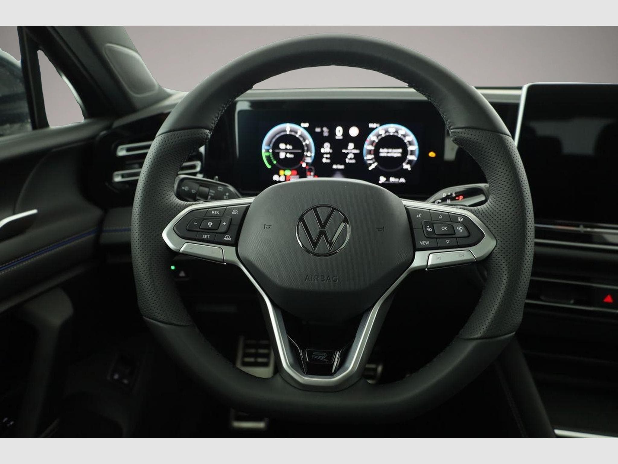 VW Tiguan (2025) - Photo 6