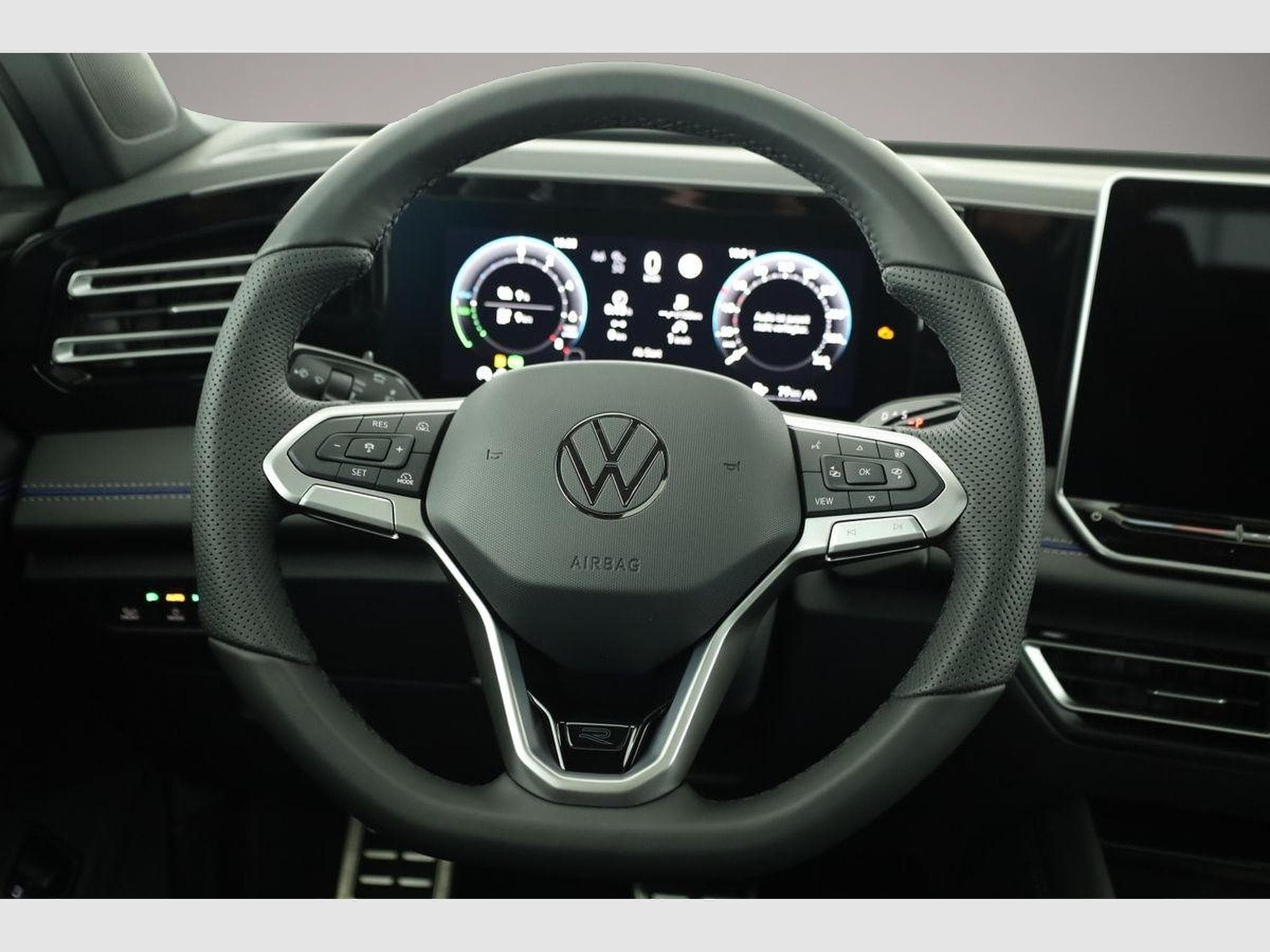 VW Tiguan (2025) - Photo 6