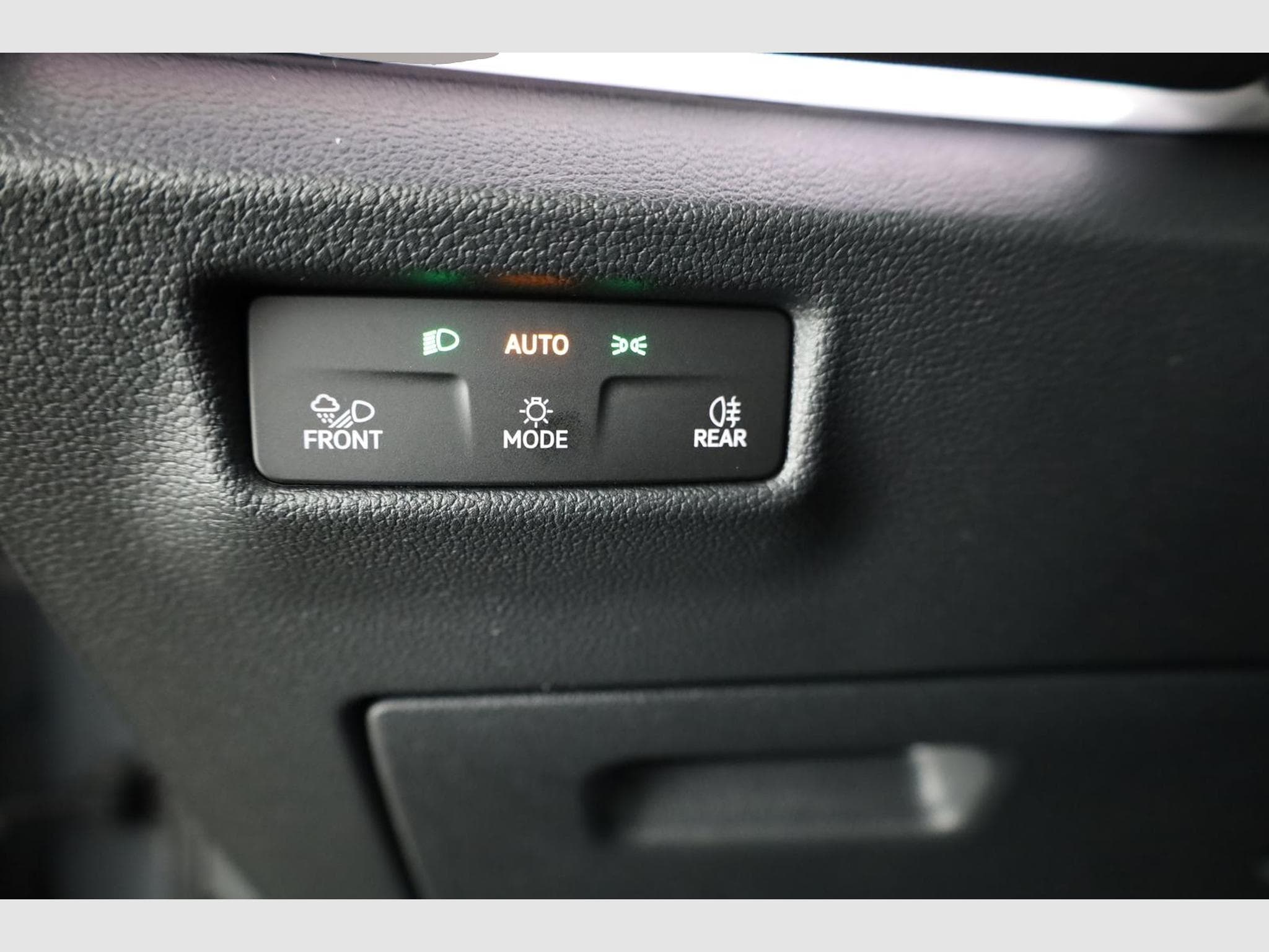 VW Tiguan (2025) - Photo 7