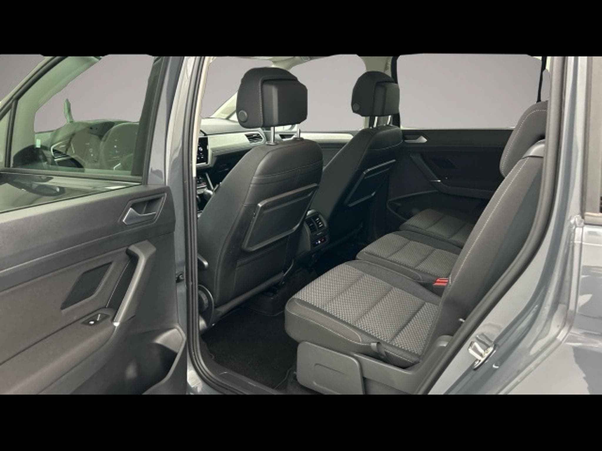 VW Touran (2025) - Foto 7