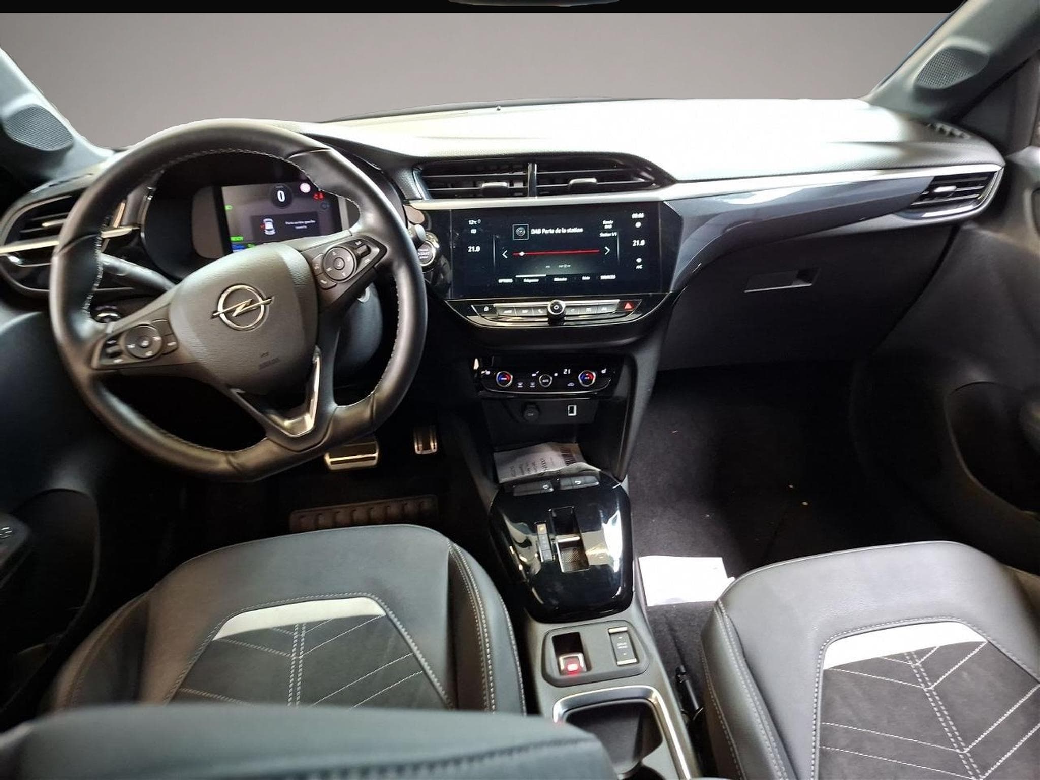 Opel Corsa (2023) - Foto 5