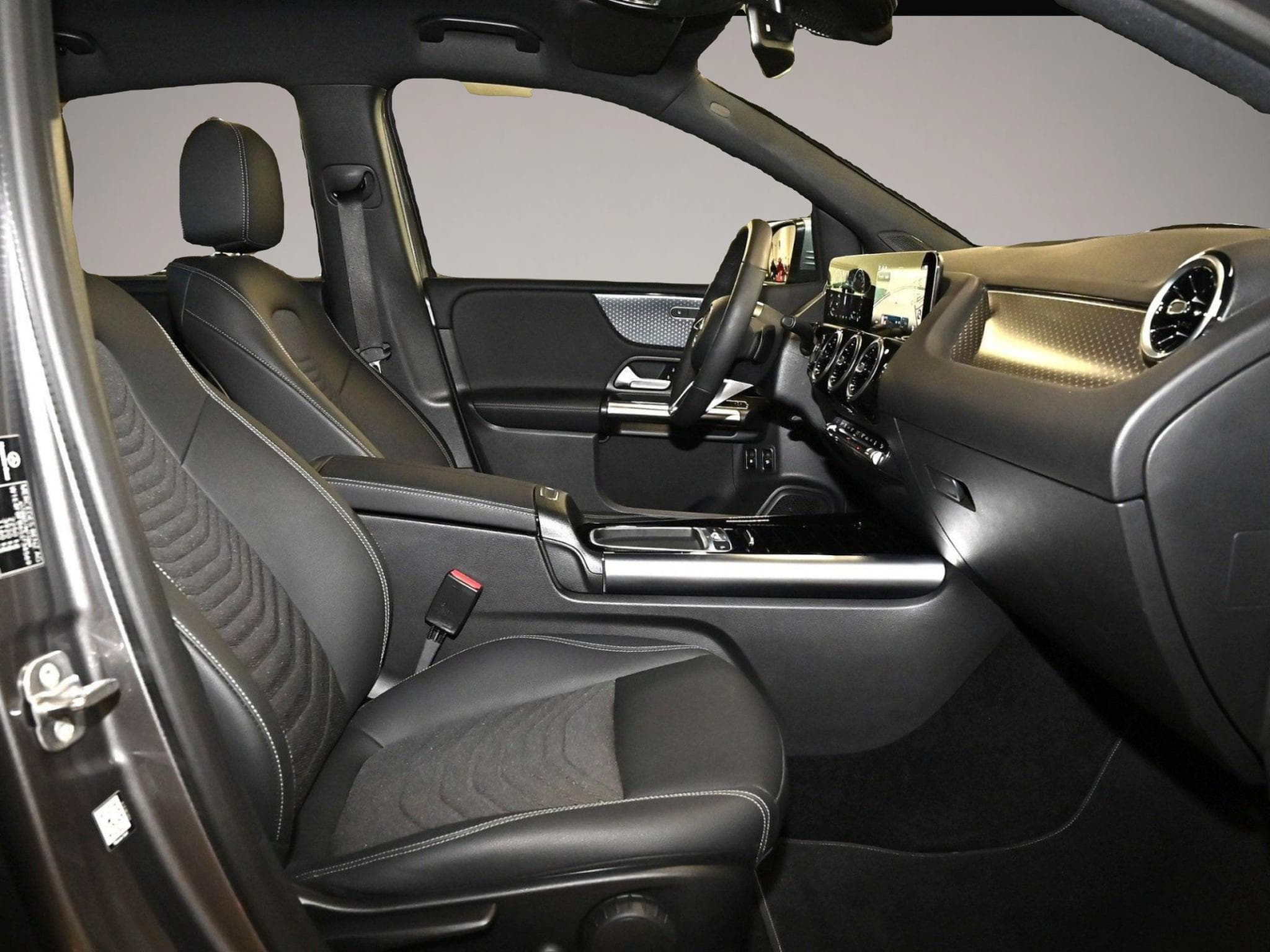 Mercedes 250 (2025) - Foto 2