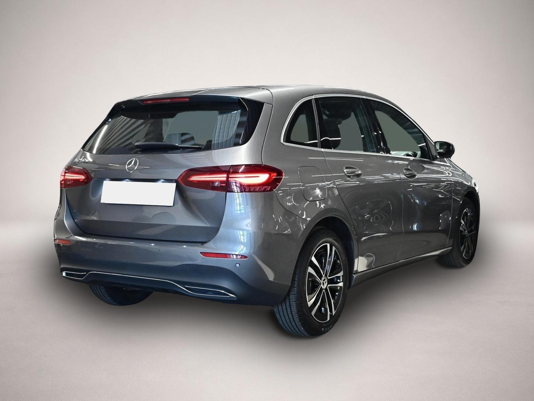 Mercedes 250 (2025) - Foto 3