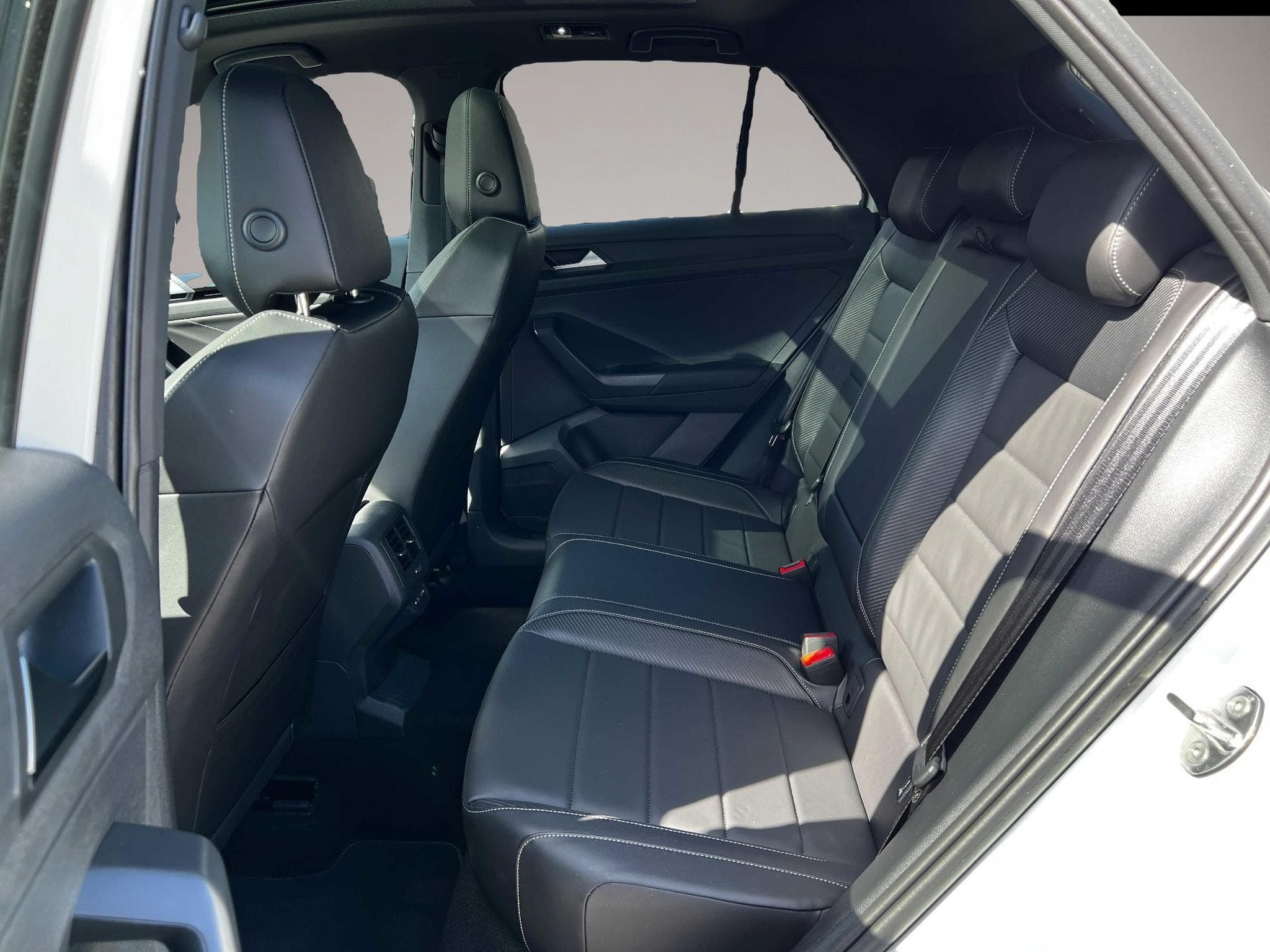 VW T-Roc (2024) - Foto 7