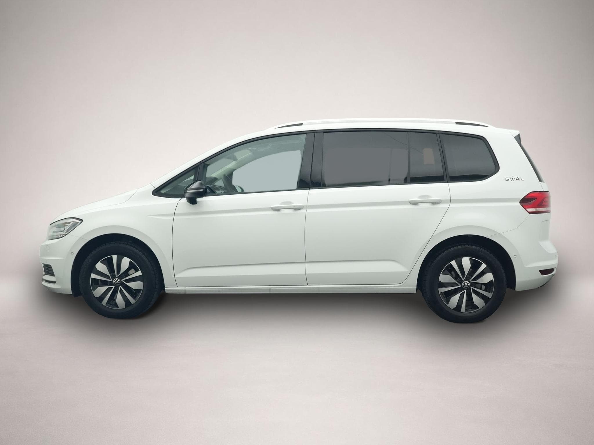 VW Touran (2025) - Foto 2
