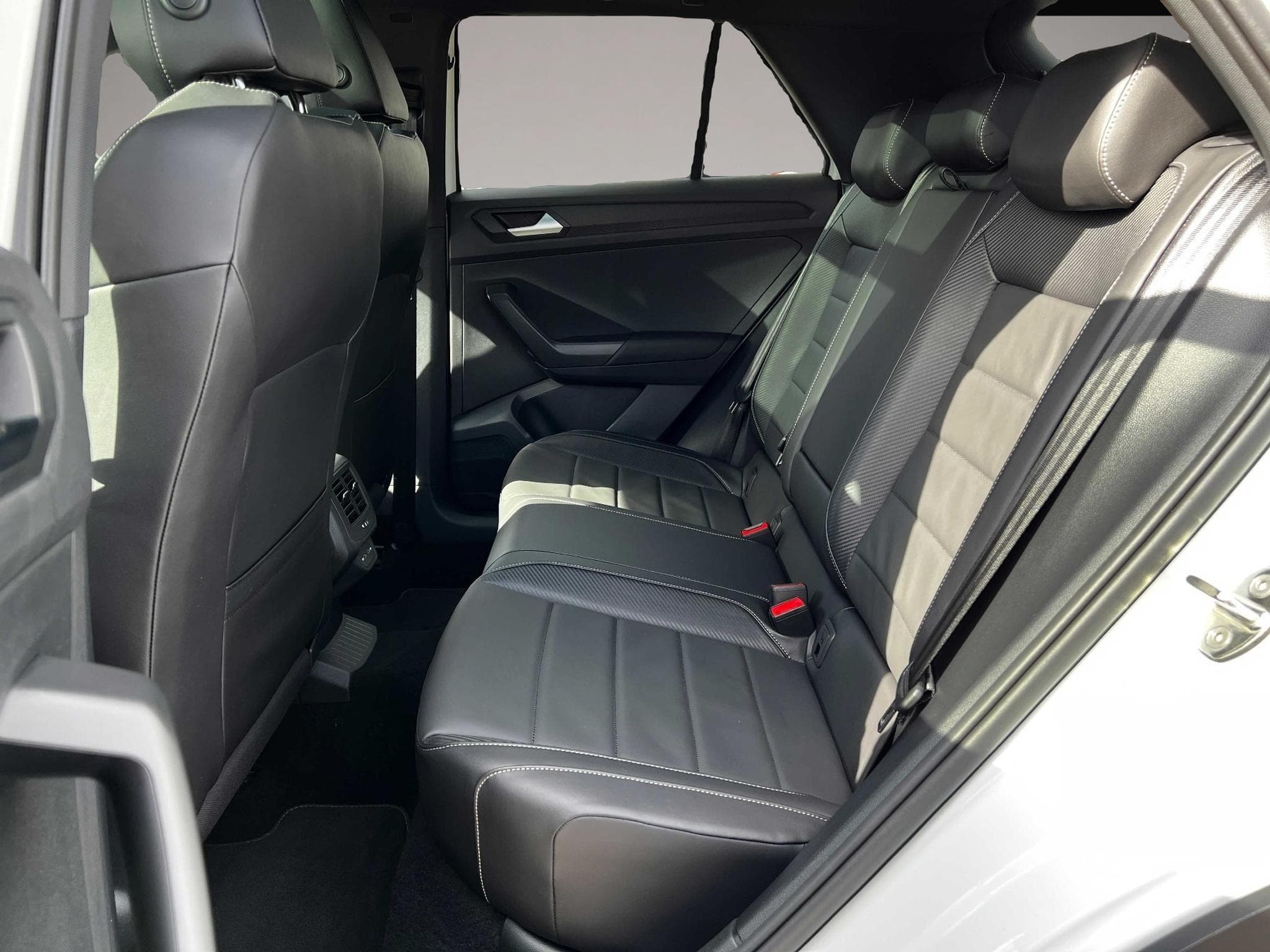 VW T-Roc (2024) - Foto 6