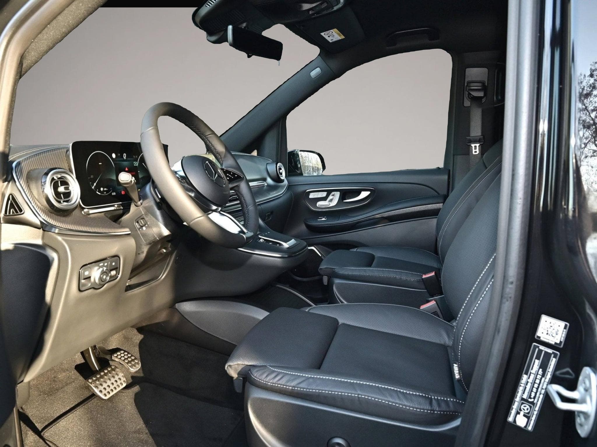 Mercedes 250 (2025) - Foto 6