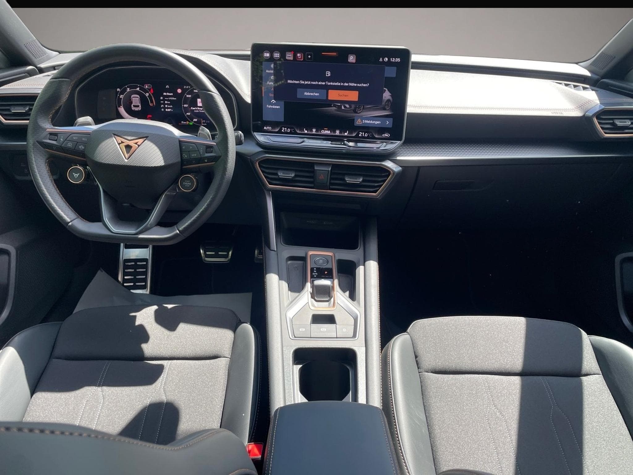 Cupra Leon (2025) - Photo 10