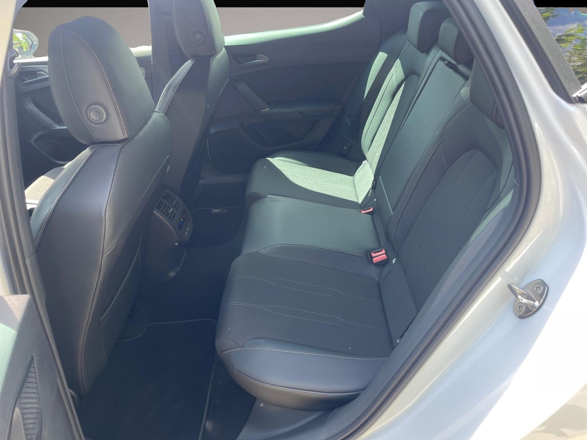 Cupra Leon (2025) - Photo 4