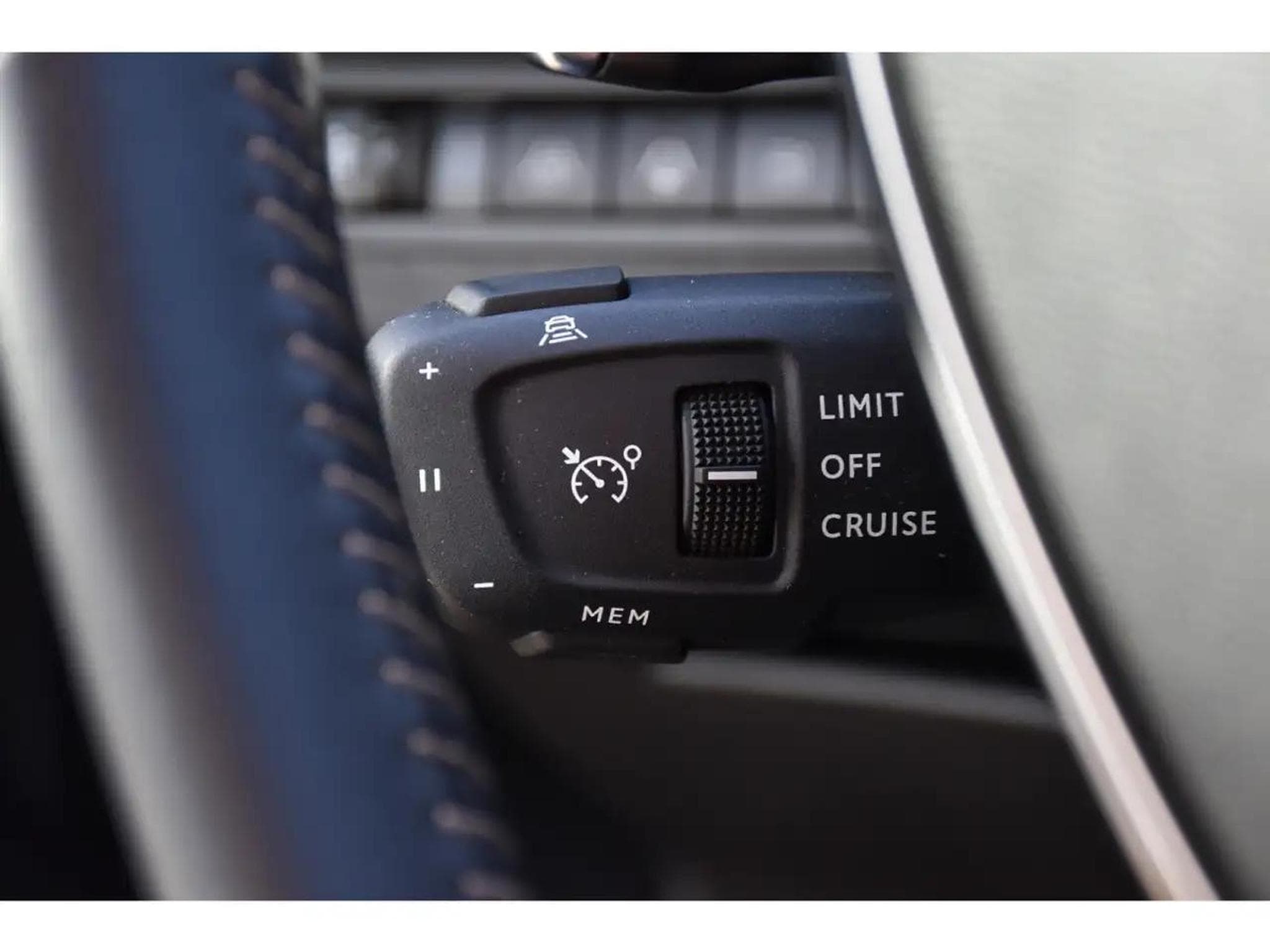 Peugeot 3008 (2024) - Photo 18