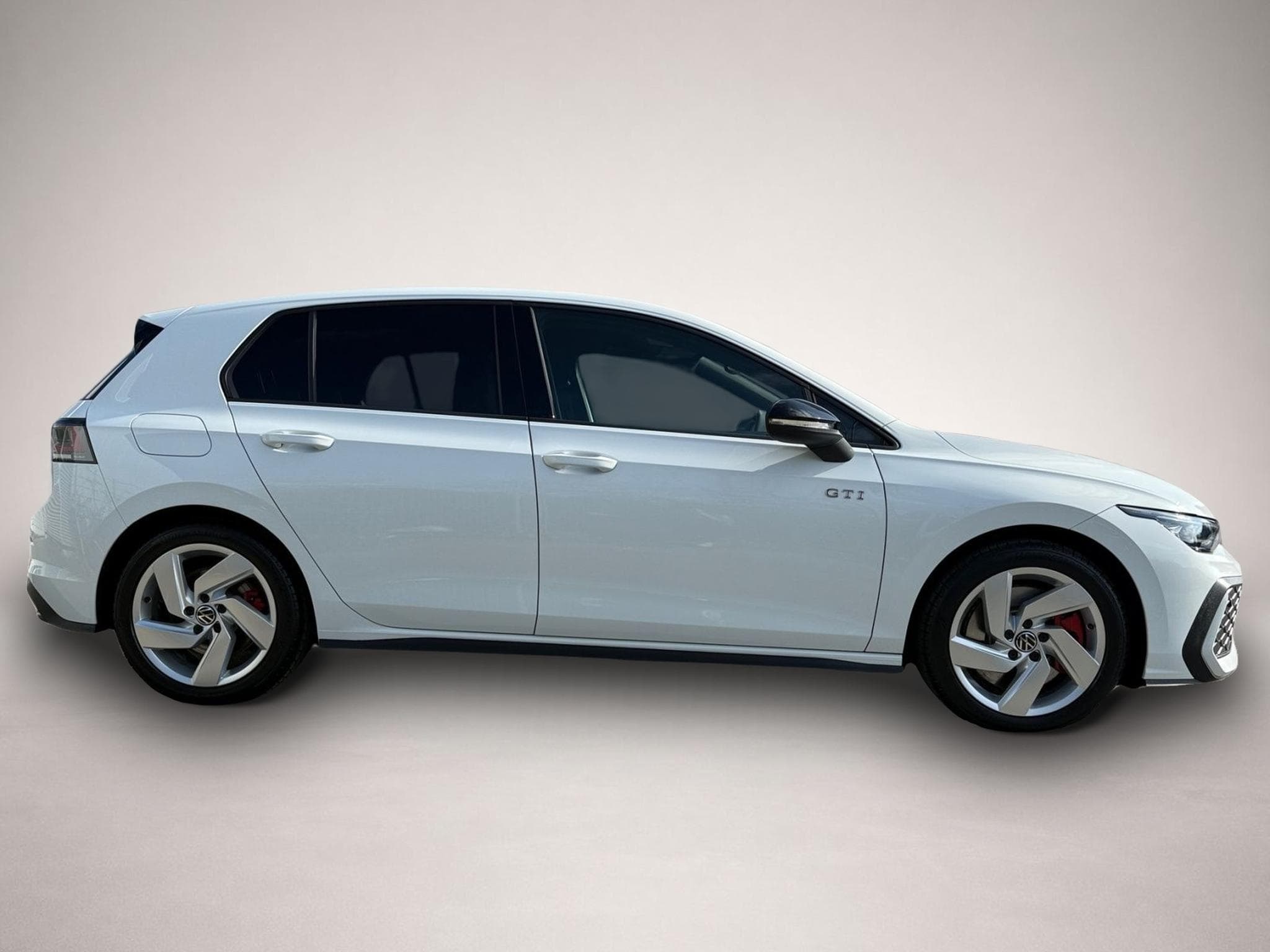 VW Golf (2024) - Photo 6
