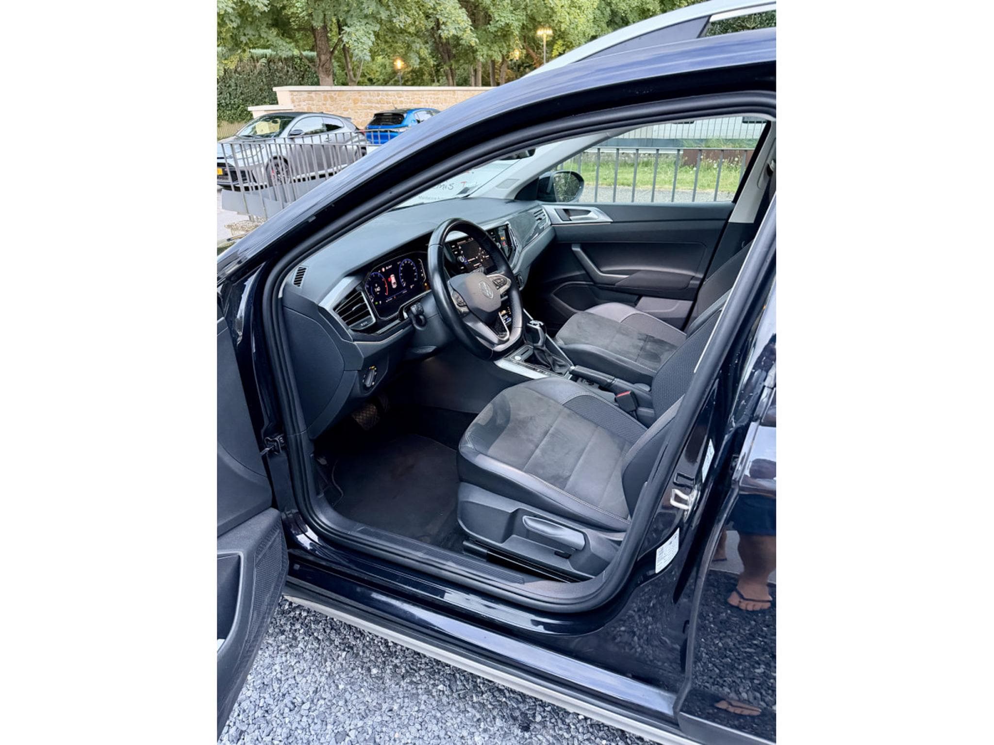 VW Taigo 1.5 Tsi Style 150 DSG (2023) - Photo 5