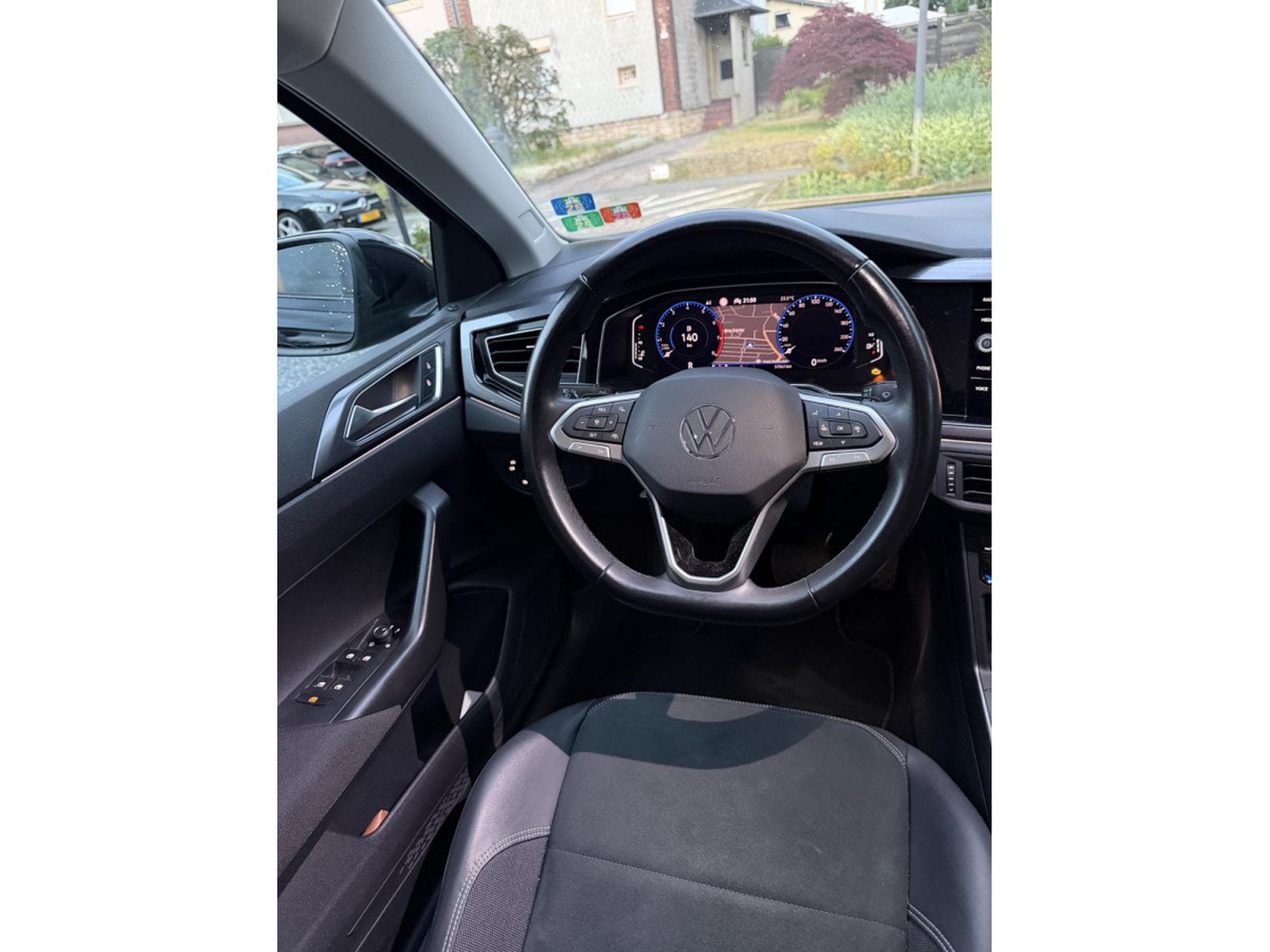 VW Taigo 1.5 Tsi Style 150 DSG (2023) - Photo 9