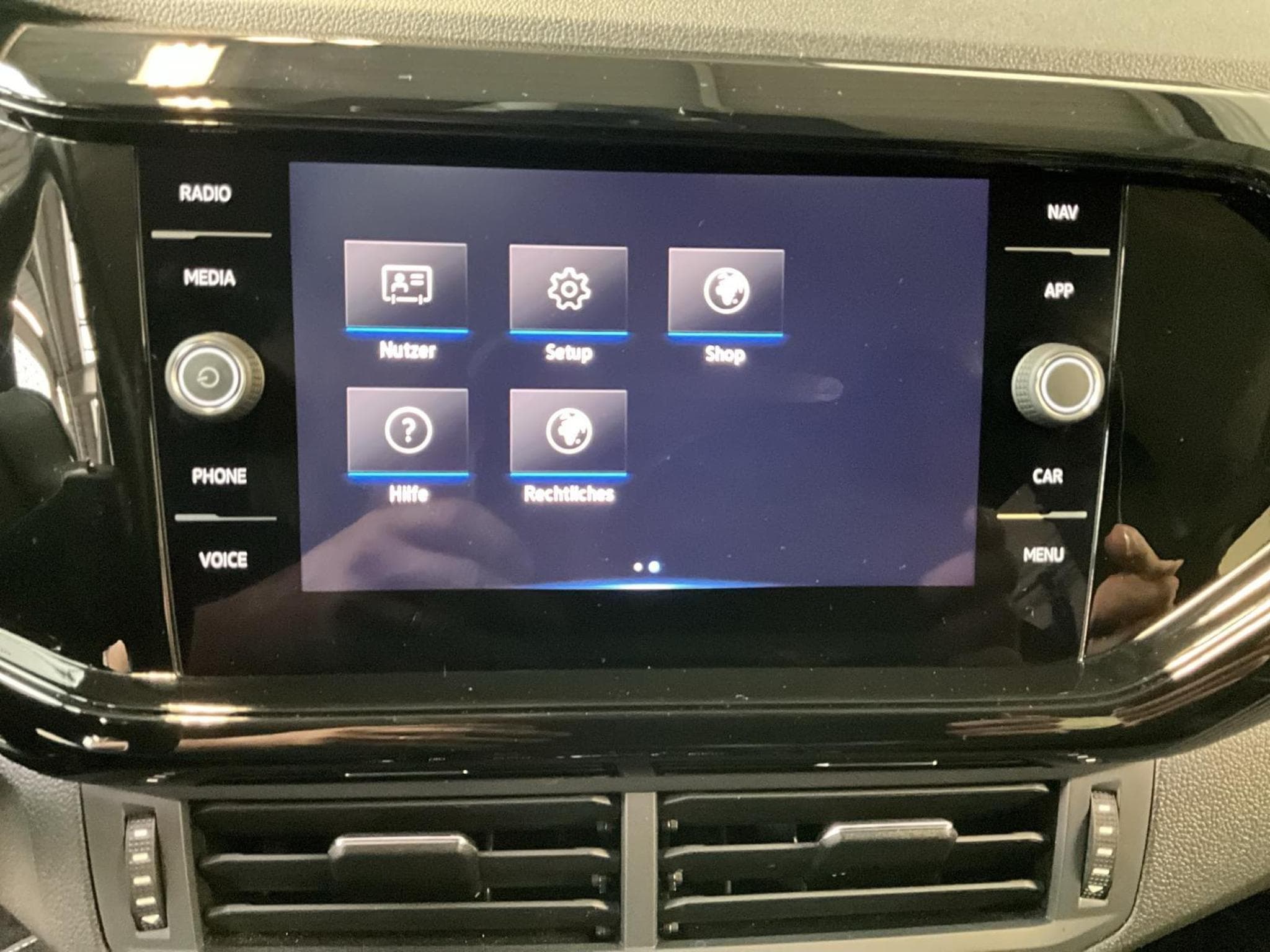 VW T-Cross Style+DSG+P.Tech.+RearView+Navi (2023) - Photo 18