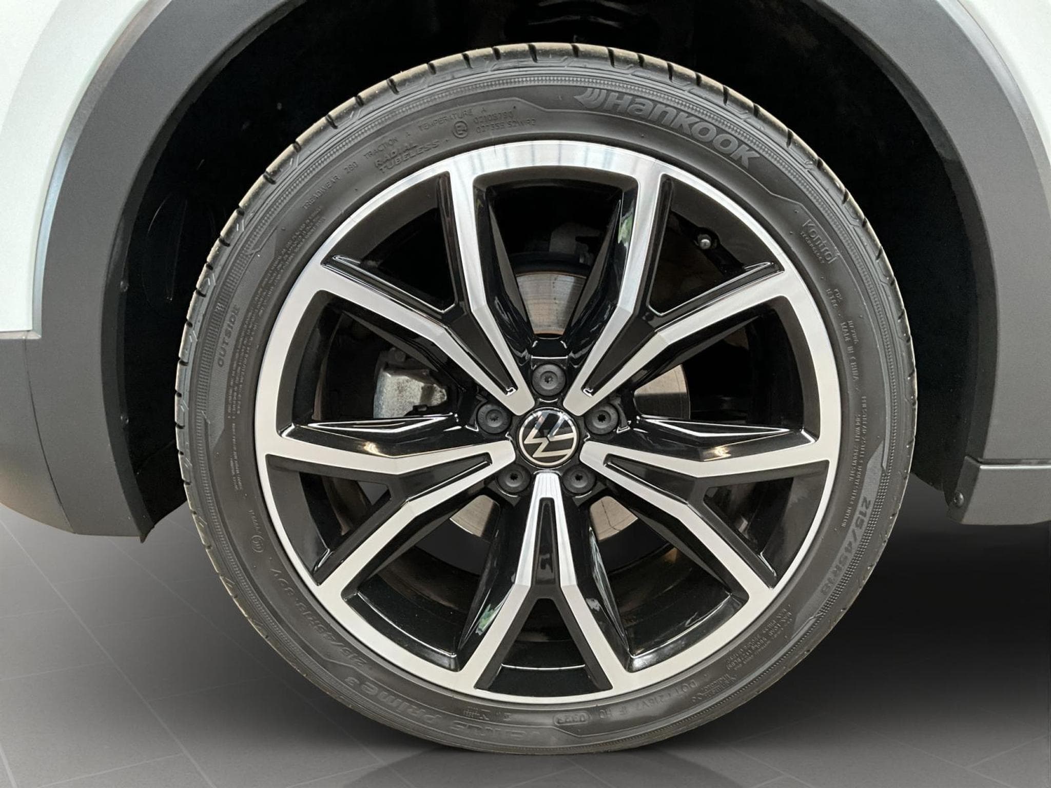 VW T-Cross Style+DSG+P.Tech.+RearView+Navi (2023) - Photo 8