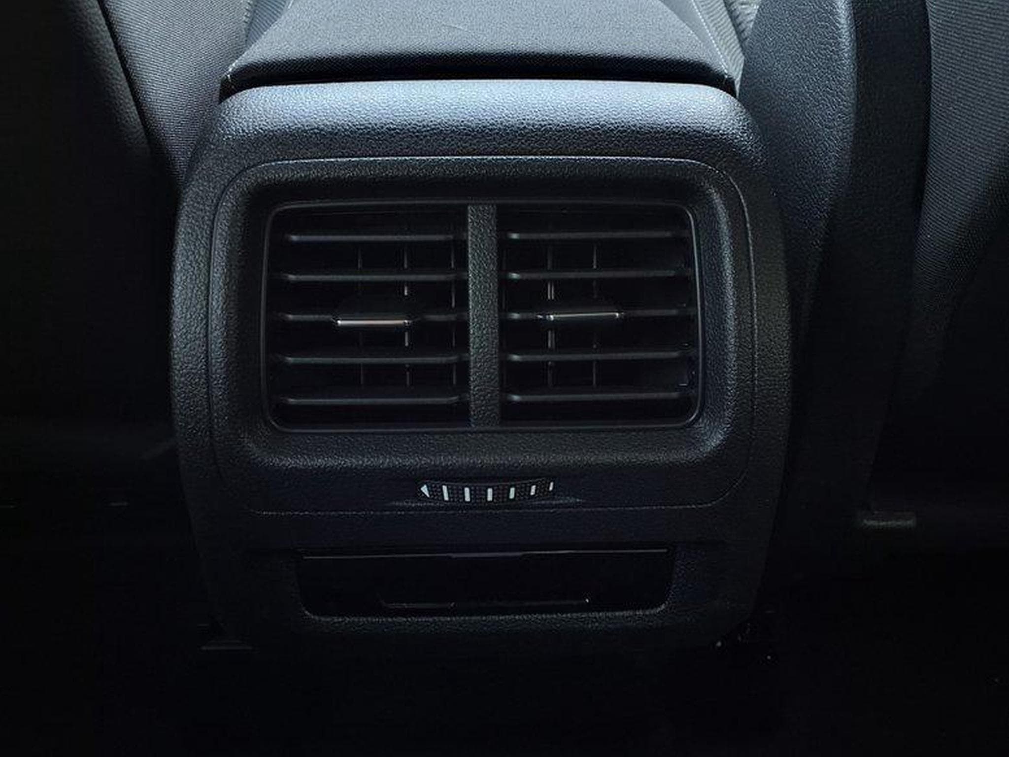 VW Touran Last Edition 1.5 TSI 7-Gang-DSG (2026) - Photo 12