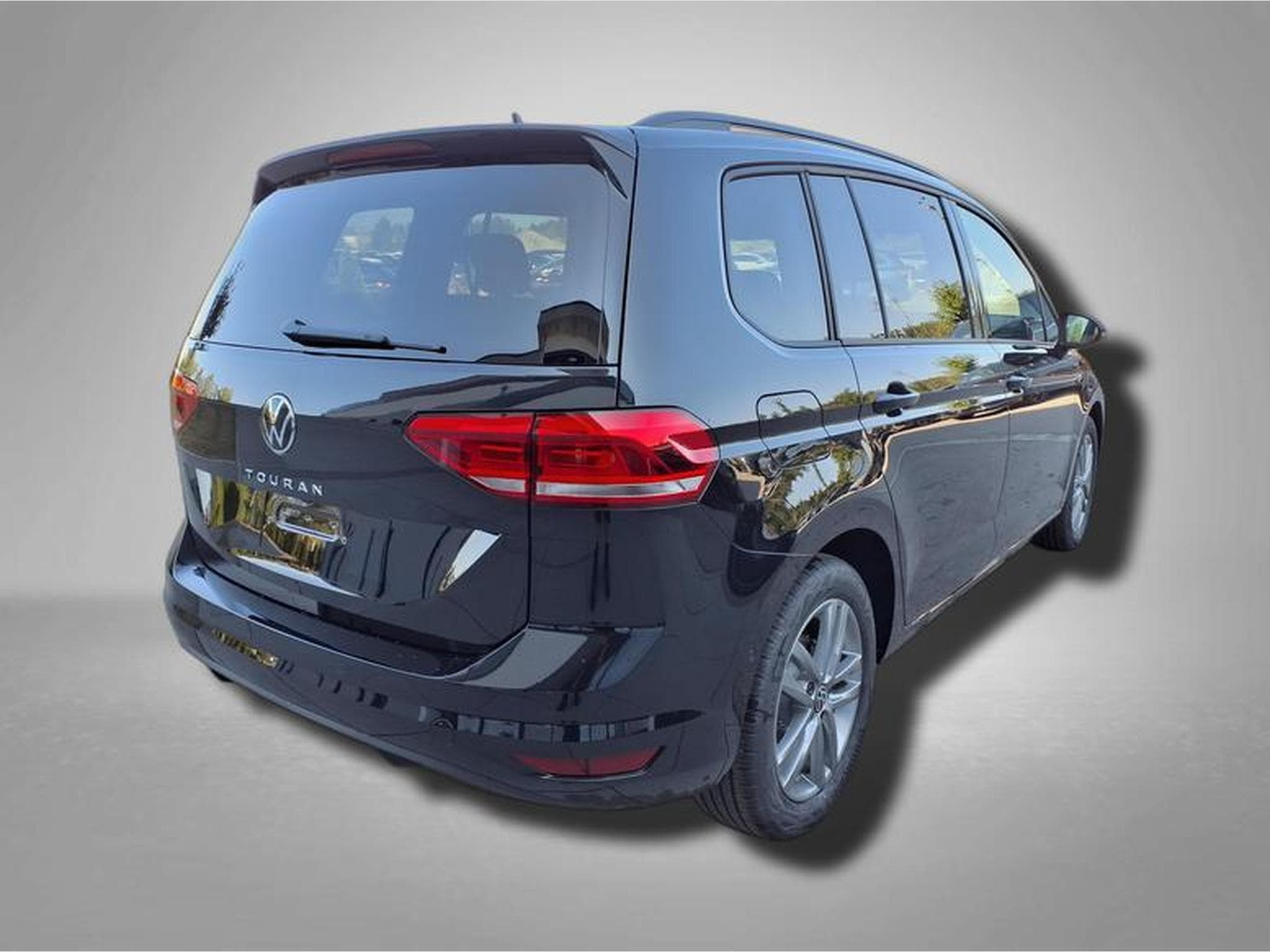 VW Touran Last Edition 1.5 TSI 7-Gang-DSG (2026) - Photo 4