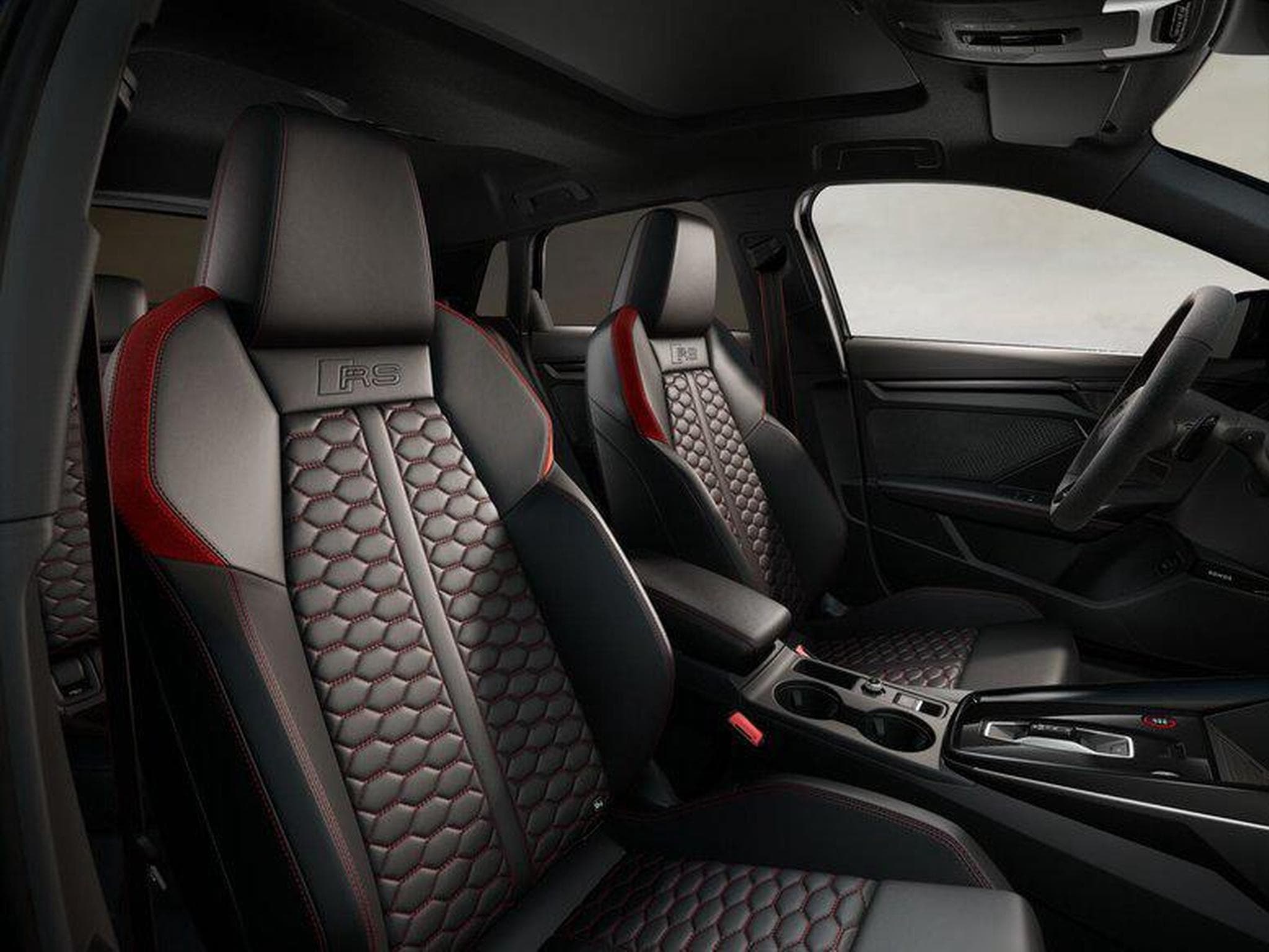Audi RS3 2.5 294 kW TFSI quattro Allrad (2025) - Foto 6