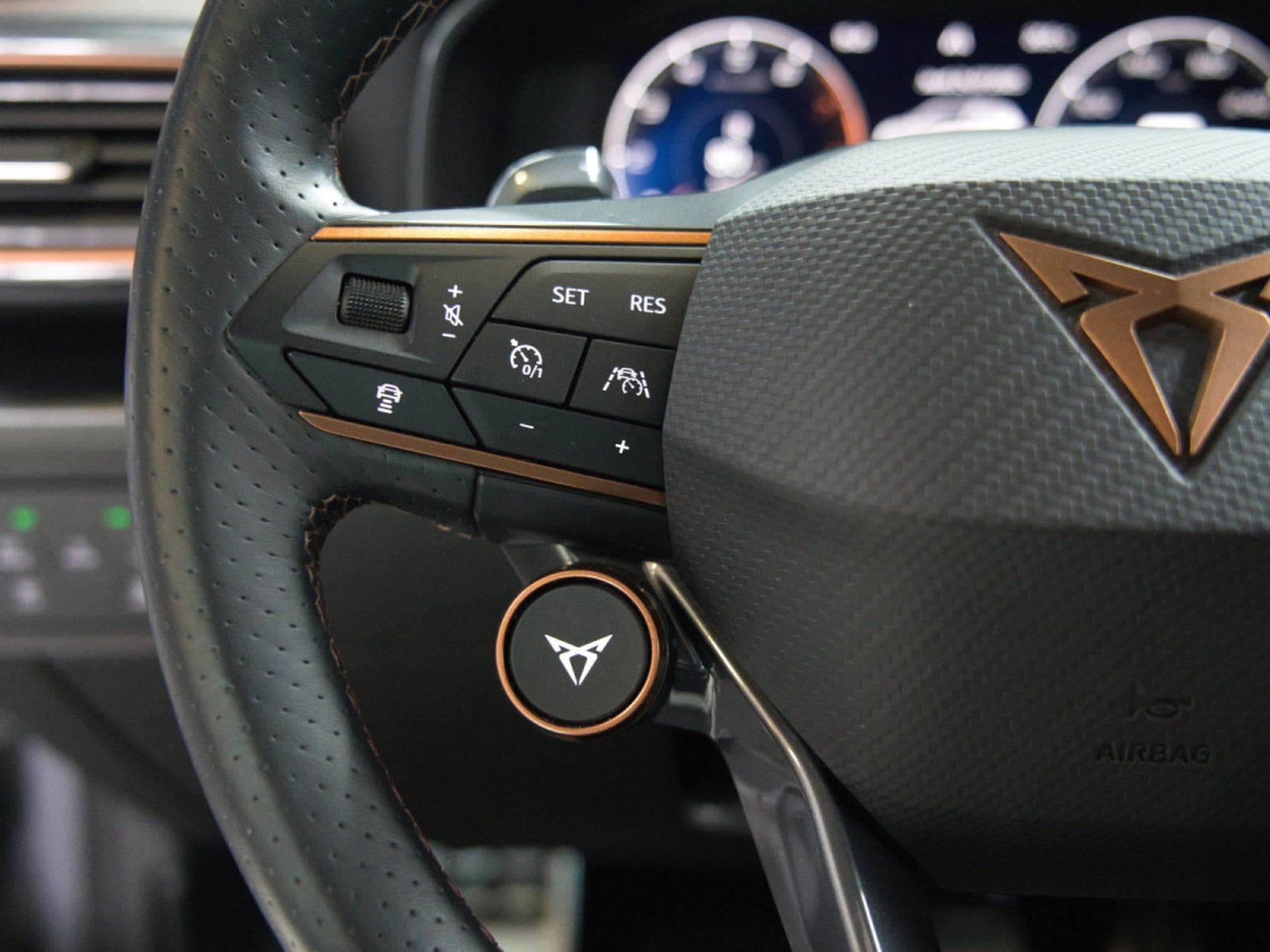 Cupra Leon VZ 2.0 TSI 300CV * VSS* CAM * ALARME * (2024) - Foto 9