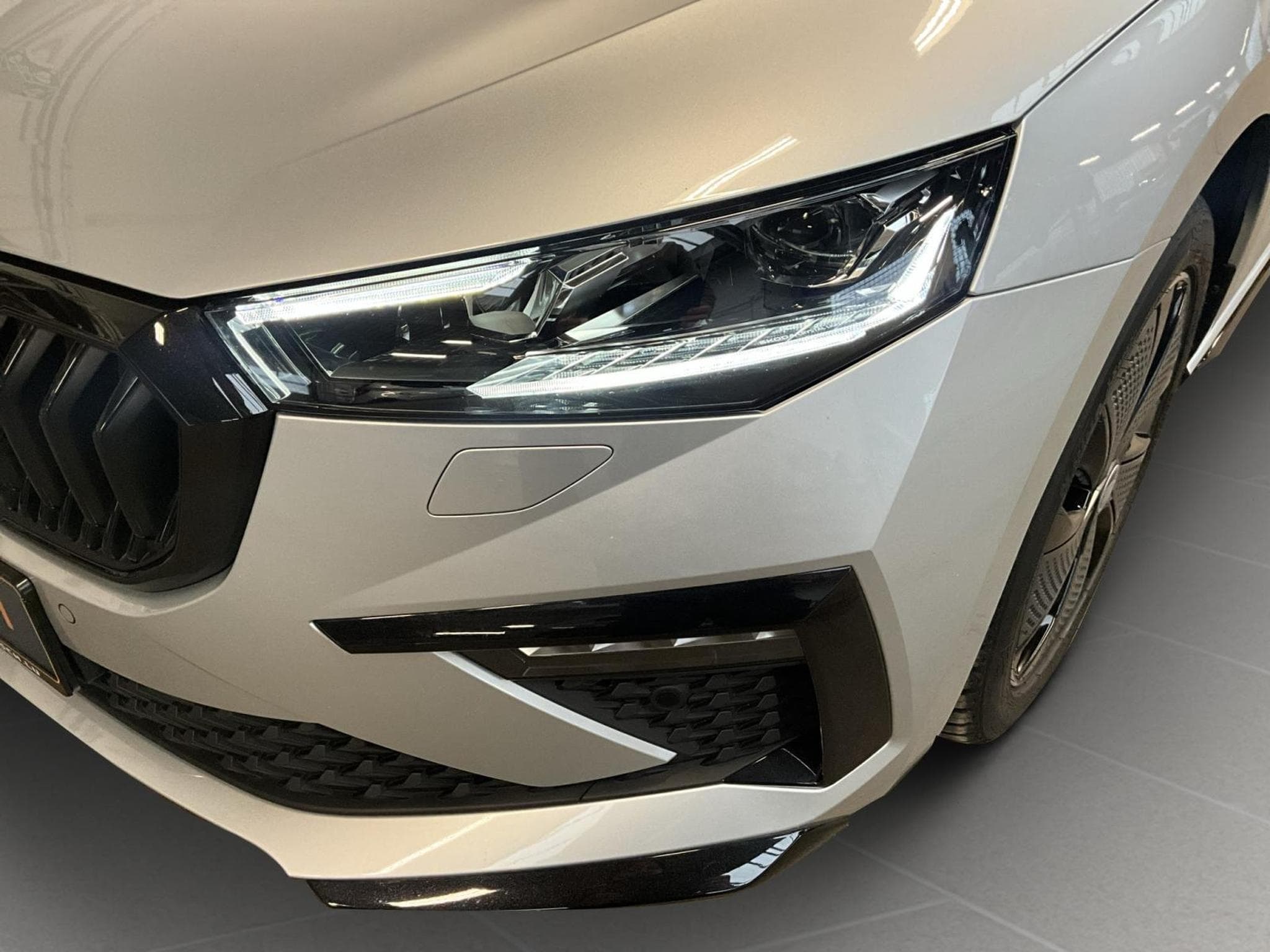 Skoda Scala Monte-Carlo+LED+NAVI+Digi+ (2025) - Foto 8